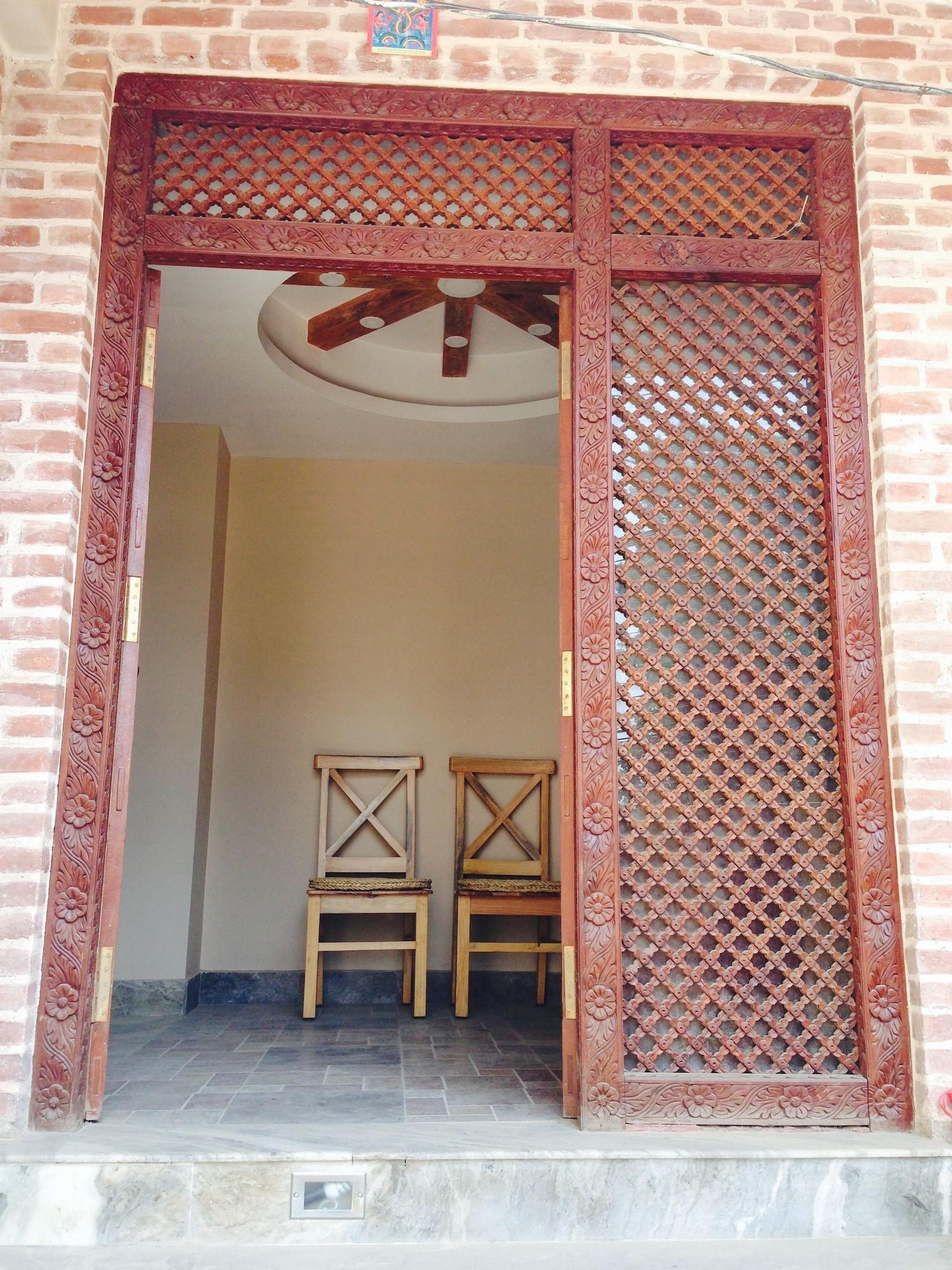 Vista Exterior The Exotic House