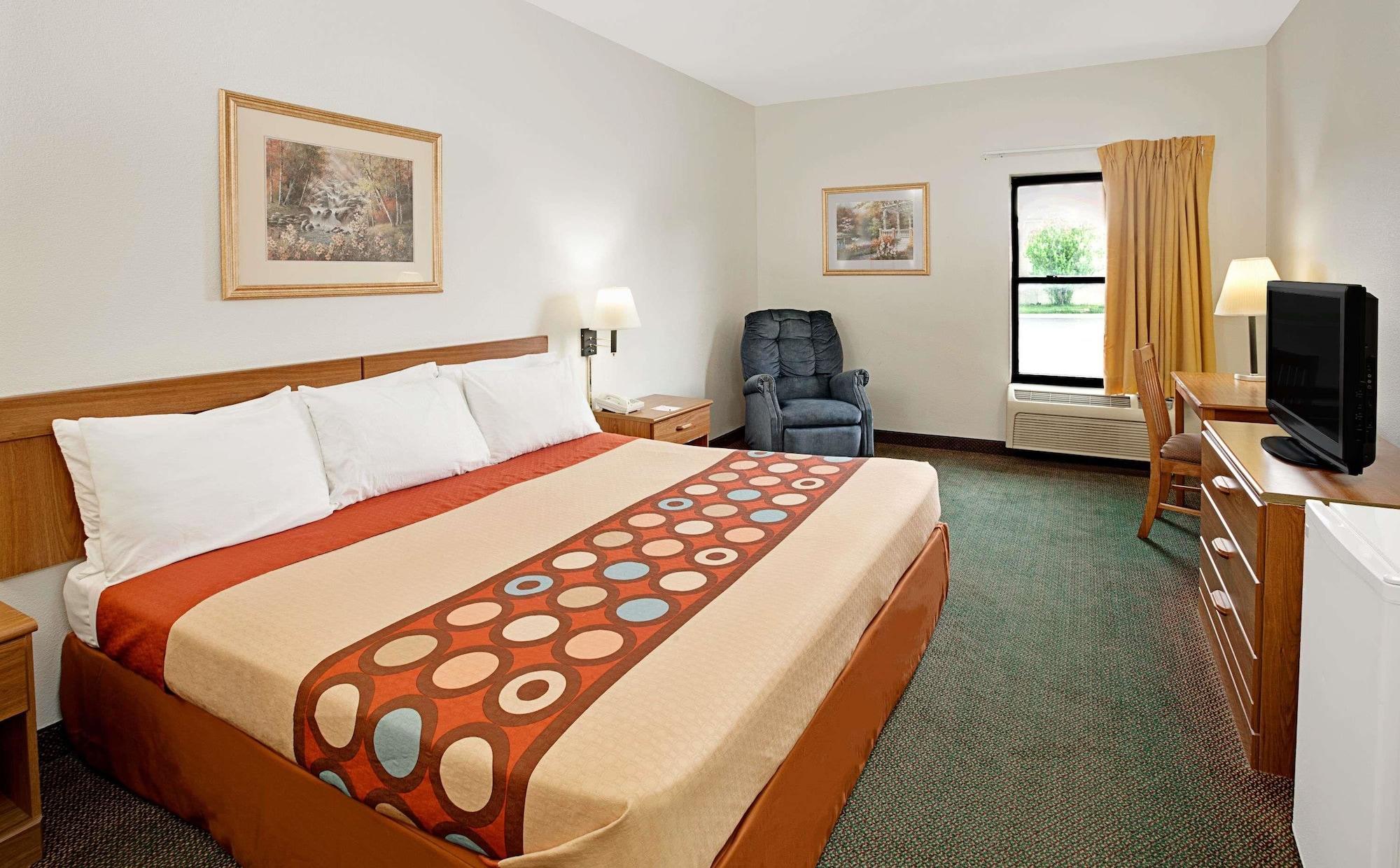 Habitación Super 8 by Wyndham Hampshire IL