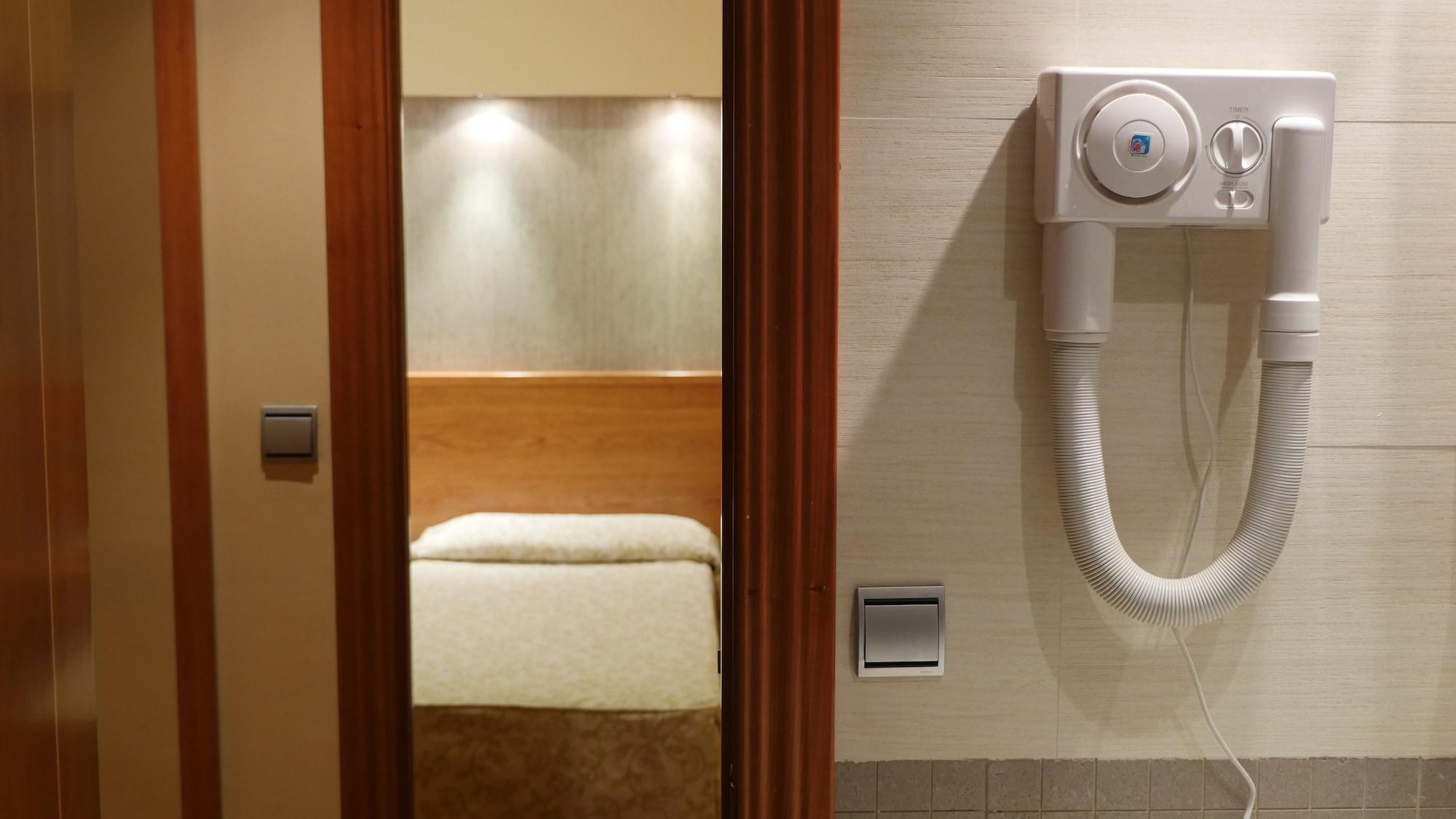 Equipamiento de Habitación Hotel Rusadir