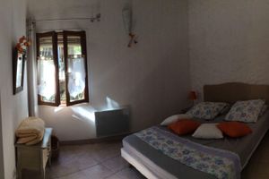 Aluguel por temporada - T3 HEART OF THE VILLAGE CLOSE TO SHOPS AND RIVER