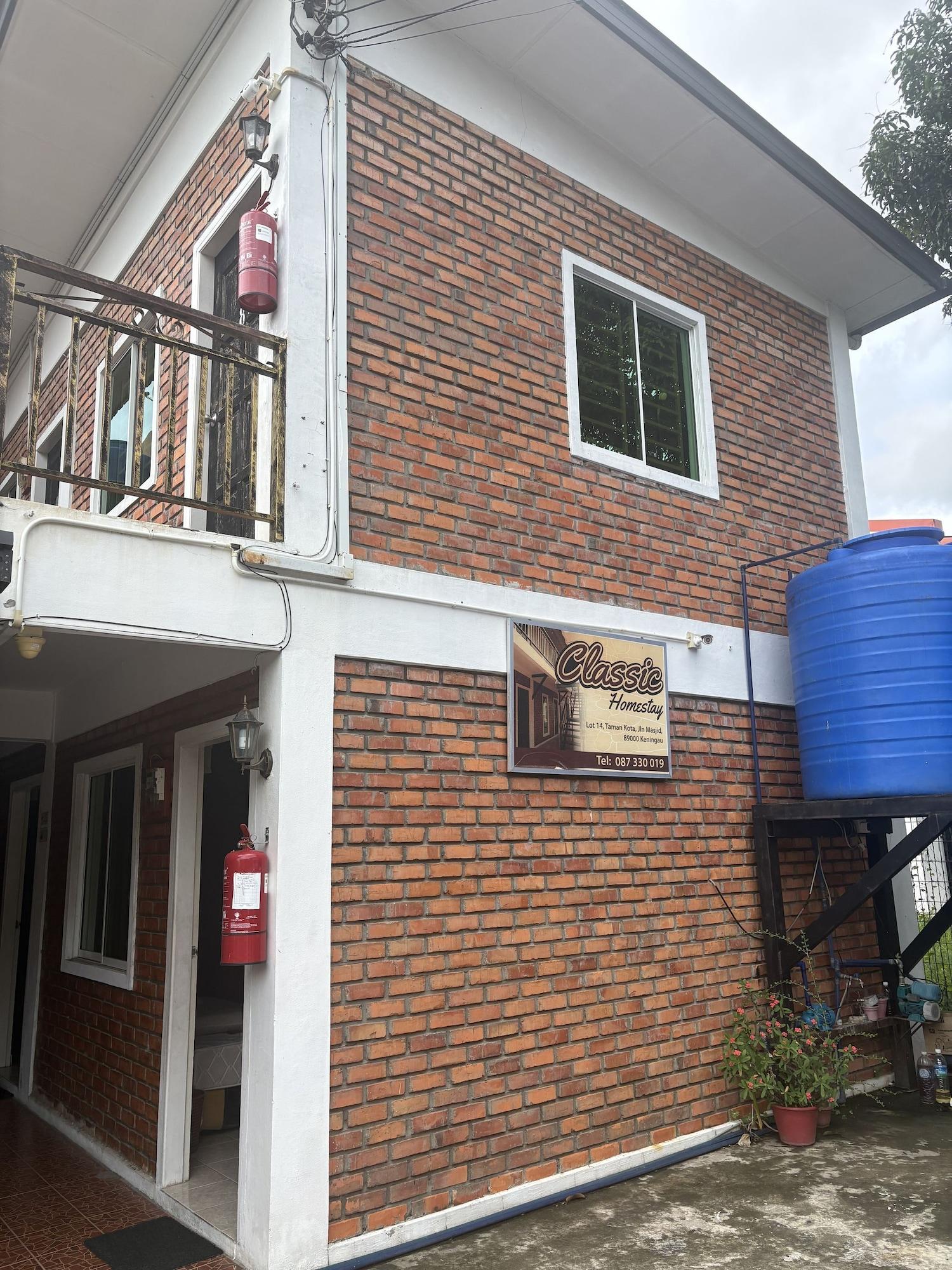Vista Exterior OYO 91257 Classic Homestay Keningau