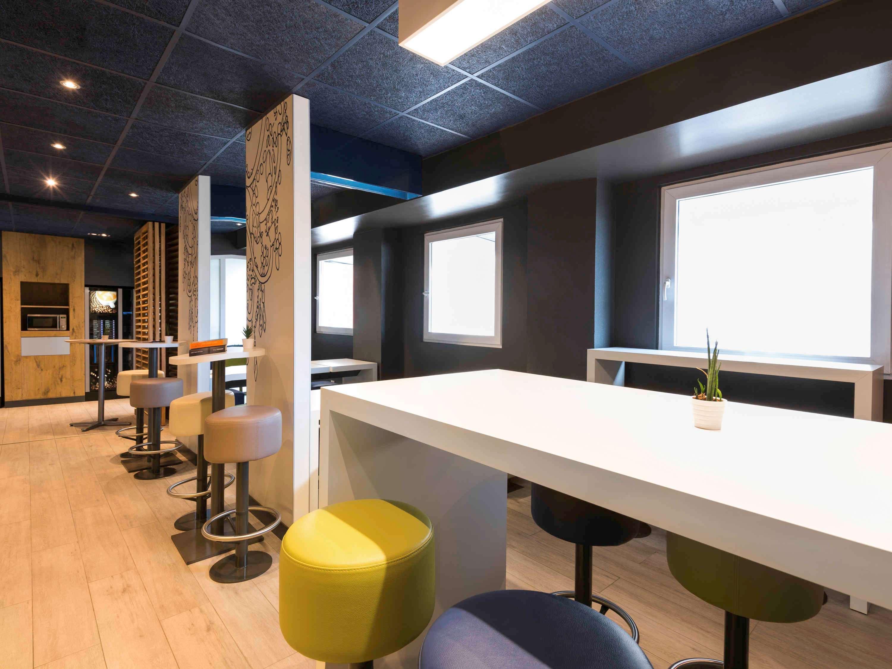Bar/Salón Ibis Budget Bilbao Barakaldo