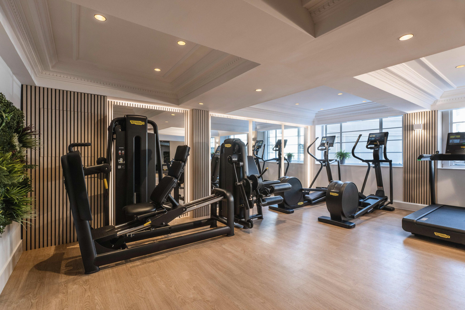 Instalaciones Recreativas Melia White House Hotel