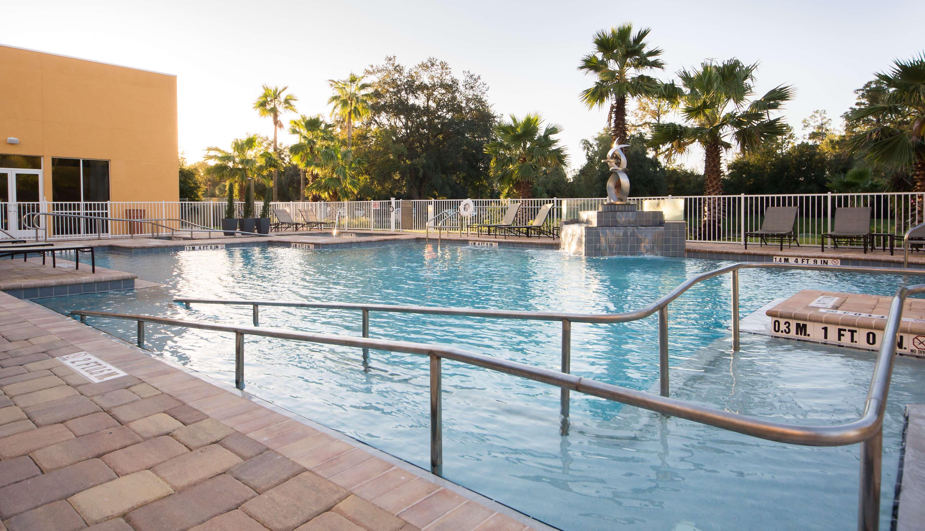 Vista Piscina Hyatt Place Orlando/Lake Buena Vista