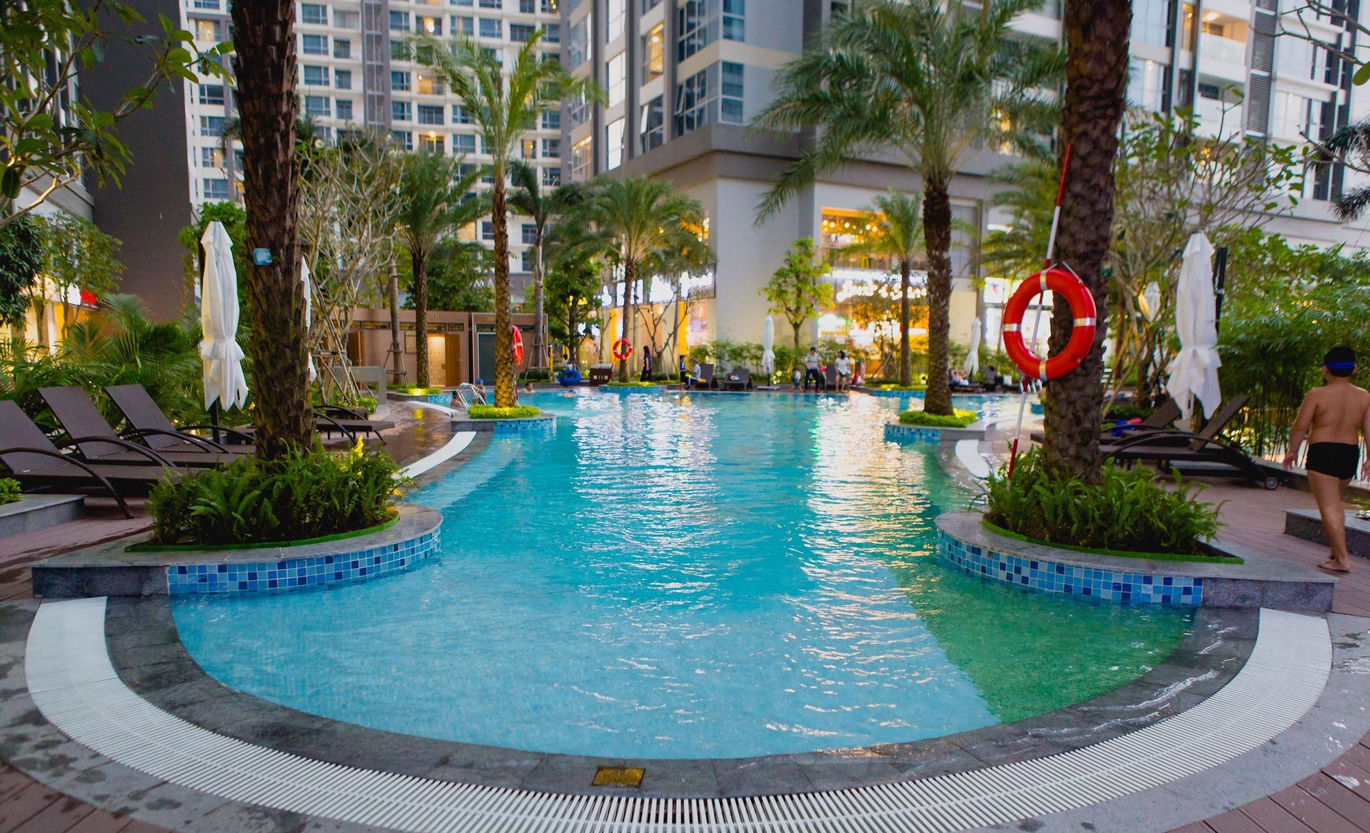 Vista Piscina Kim Property Vinhomes Central Park