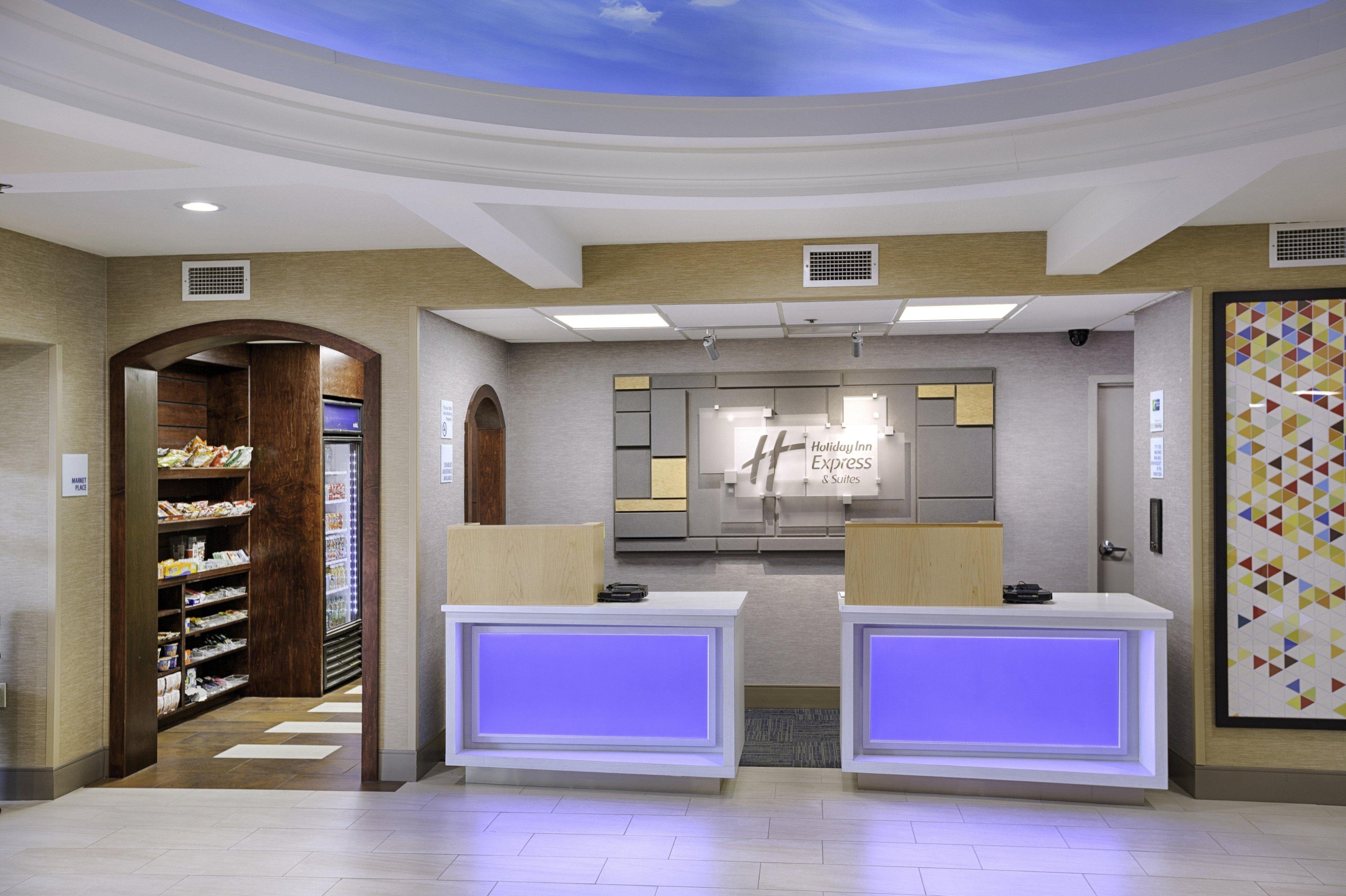 Vista Lobby Holiday Inn Express Hotel & Suites Jacksonville - South by IHG
