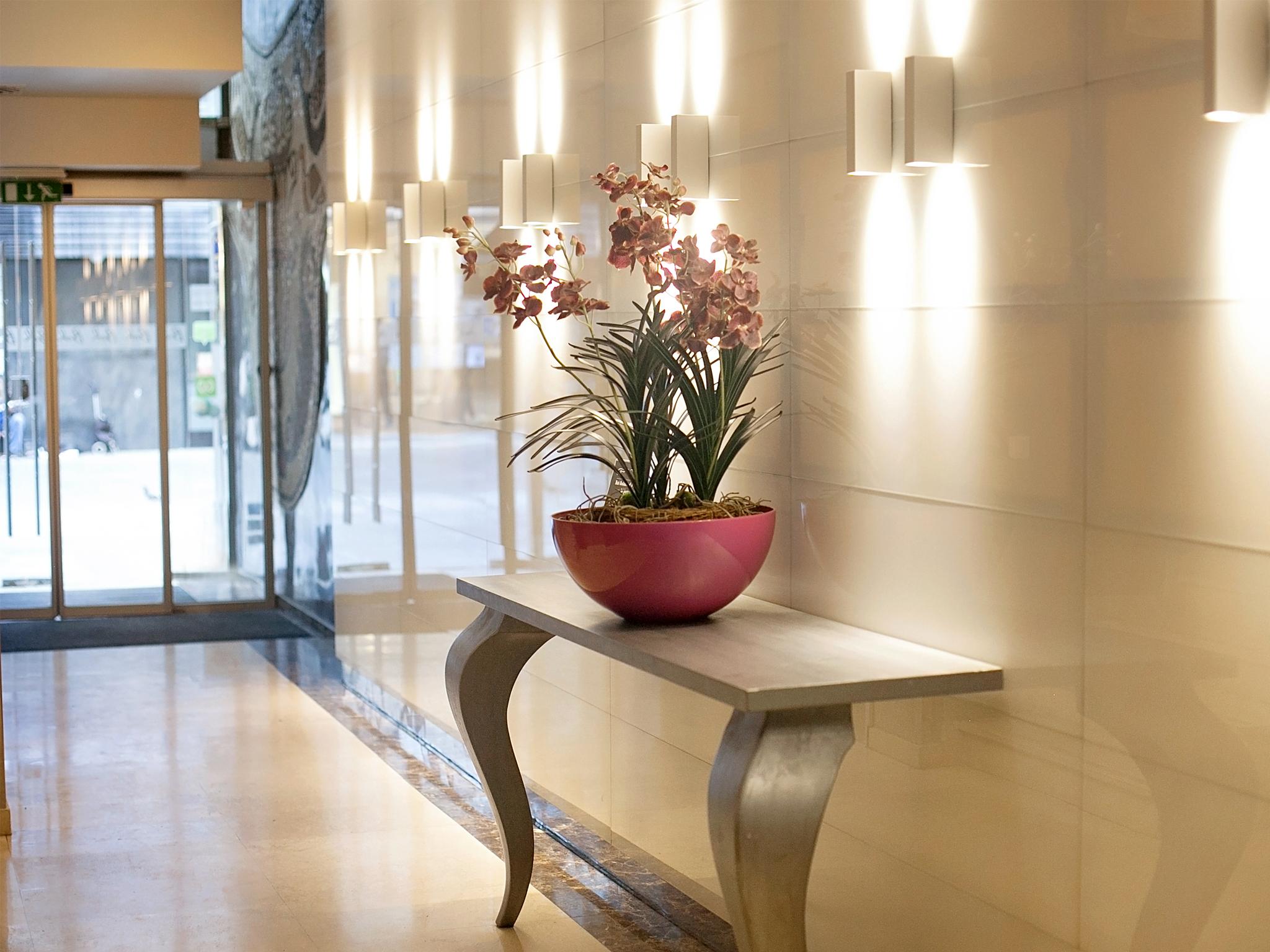 Vista Lobby Belgrade Art Hotel, a member of Radisson Individuals