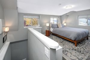 Alquiler Vacacional - Charming cottage in Denver's Park Hill neighborhood. Fenced yard + pet friendly.