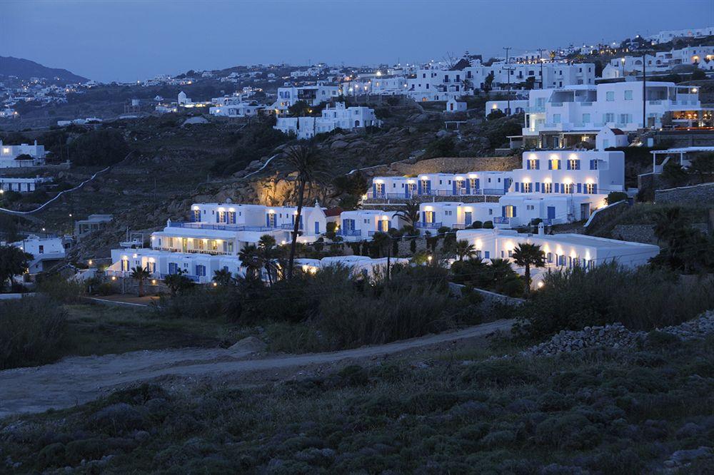 Vista da fachada Mykonos Beach Hotel