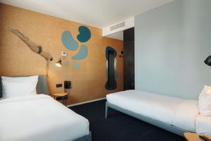 Alojamiento - Conscious Hotel The Tire Station