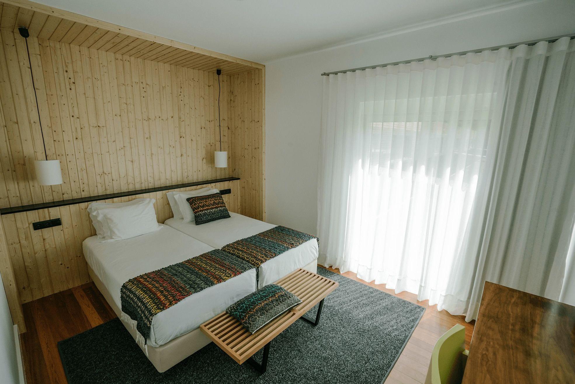 Habitación Furnas Lake Forest Living