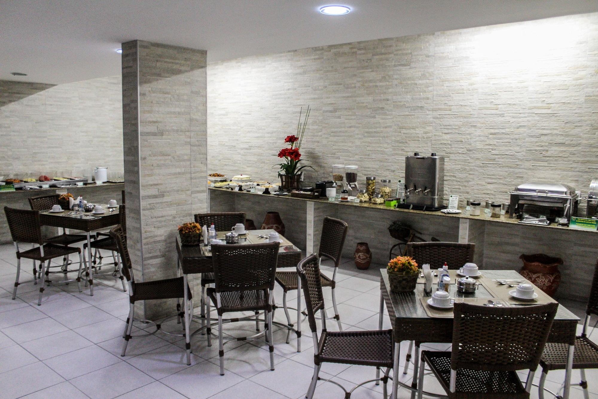 Varios Abrolhos Praia Hotel