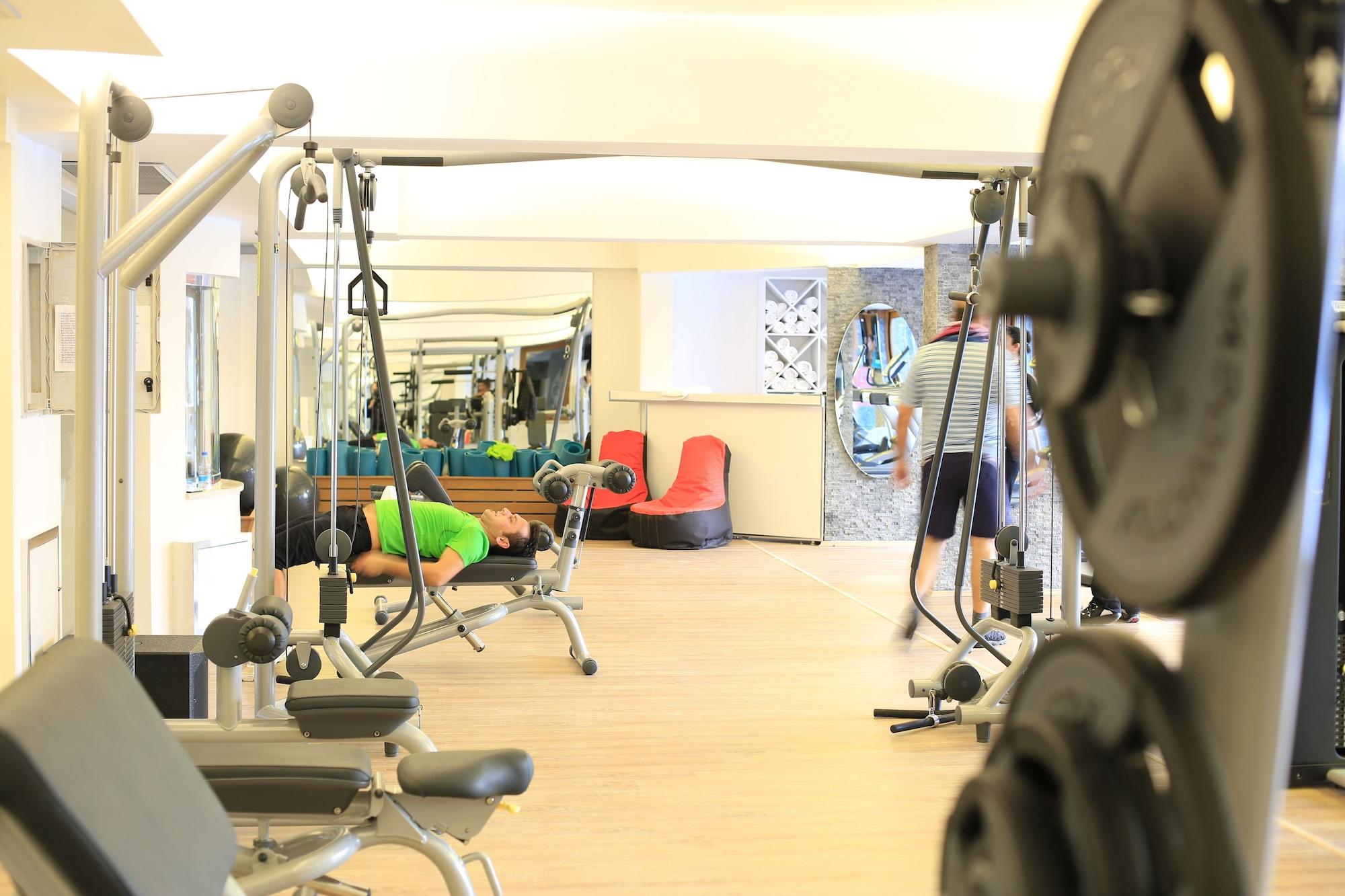 Gimnasio Shimal Panaroma Hotel