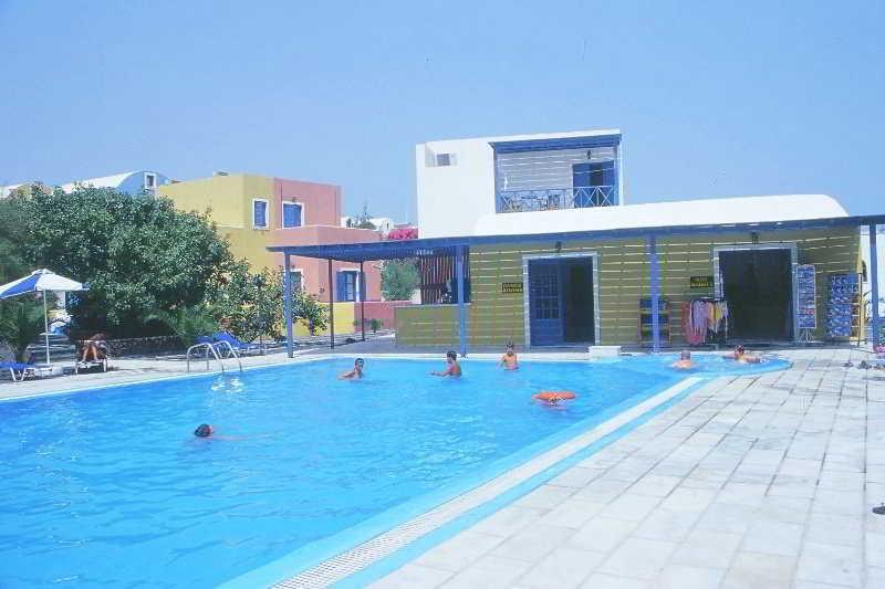 Vista Piscina Okeanis Beach