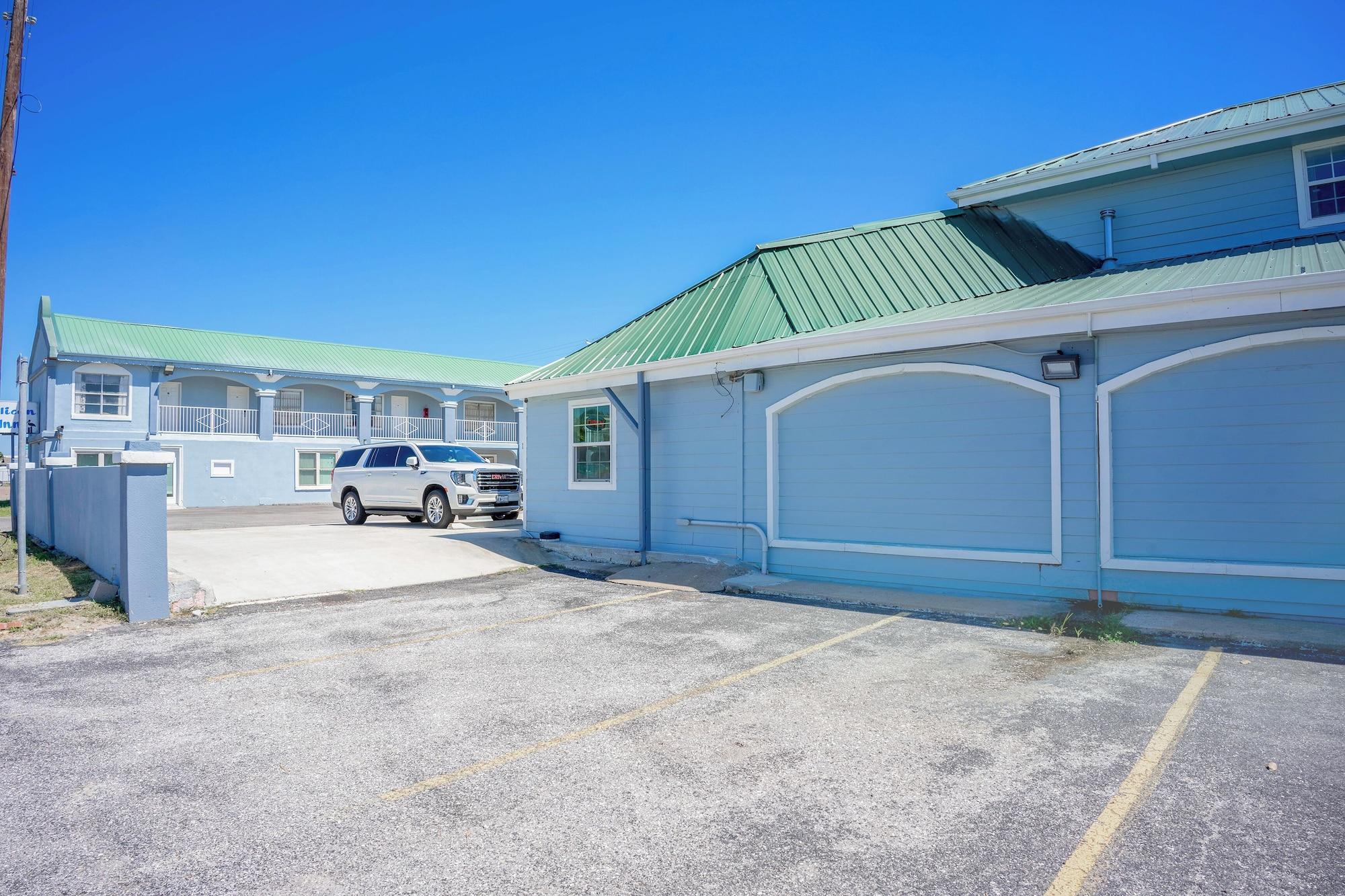 Vista Exterior Pelican Inn by Belvilla Aransas Pass, TX