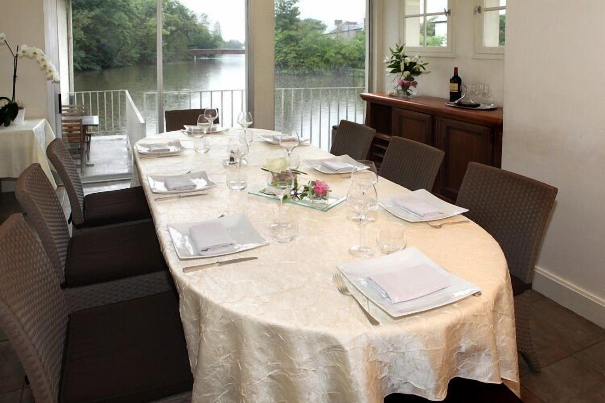 Salón de Baile Le Germinal