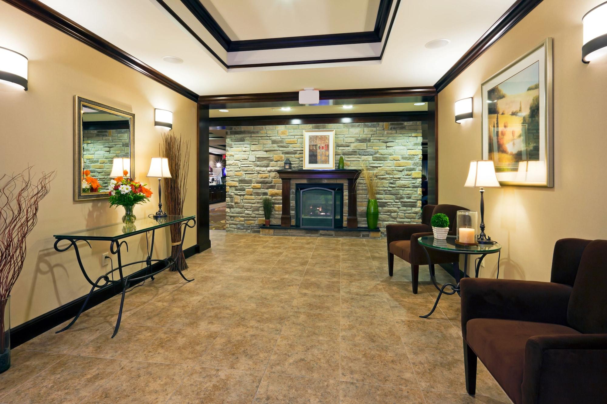 Vista Exterior Holiday Inn Express Washington Court House by IHG