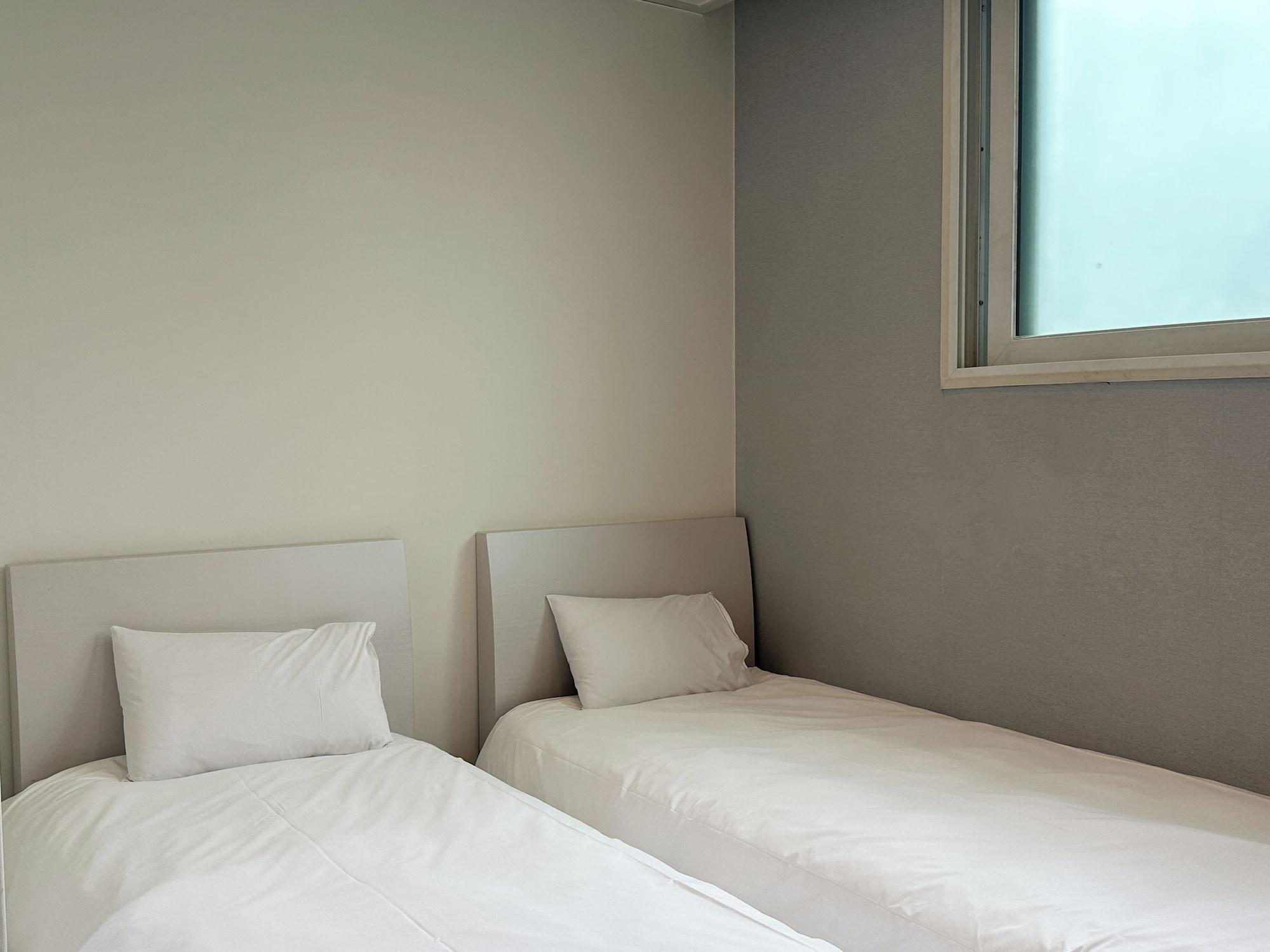 Habitación Three Seven Hotel