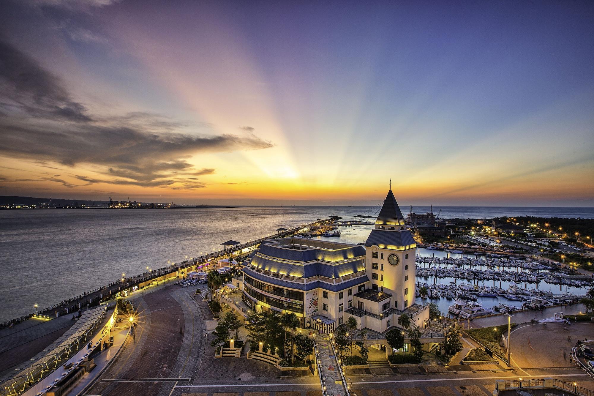 Playa Fullon Hotel Tamsui Fisherman's Wharf