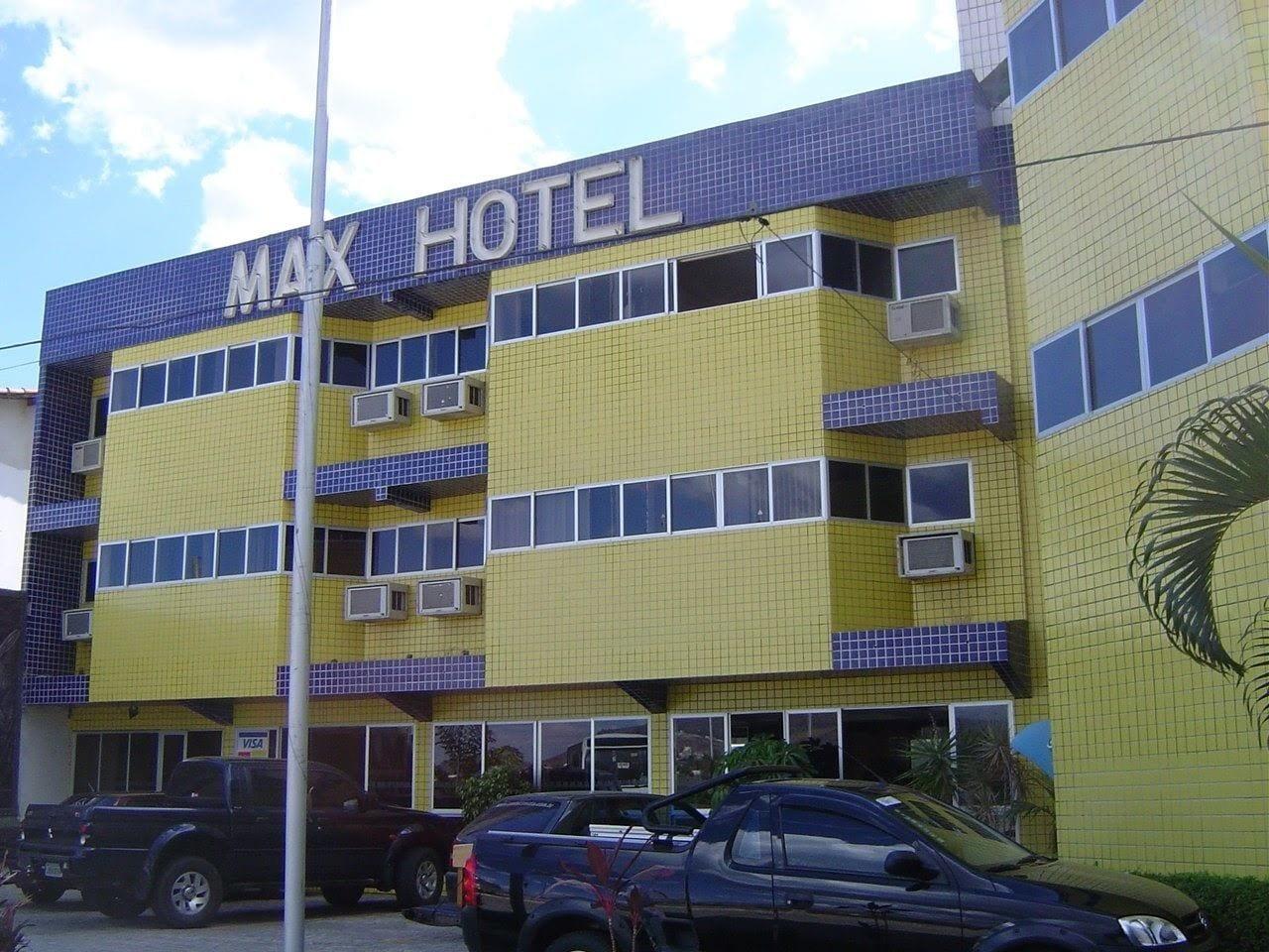 Vista Exterior Max Hotel