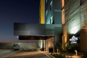 Alojamiento - Microtel Inn & Suites by Wyndham San Luis Potosi