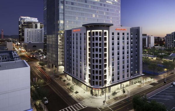 Hampton Inn & Suites Phoenix Downtown