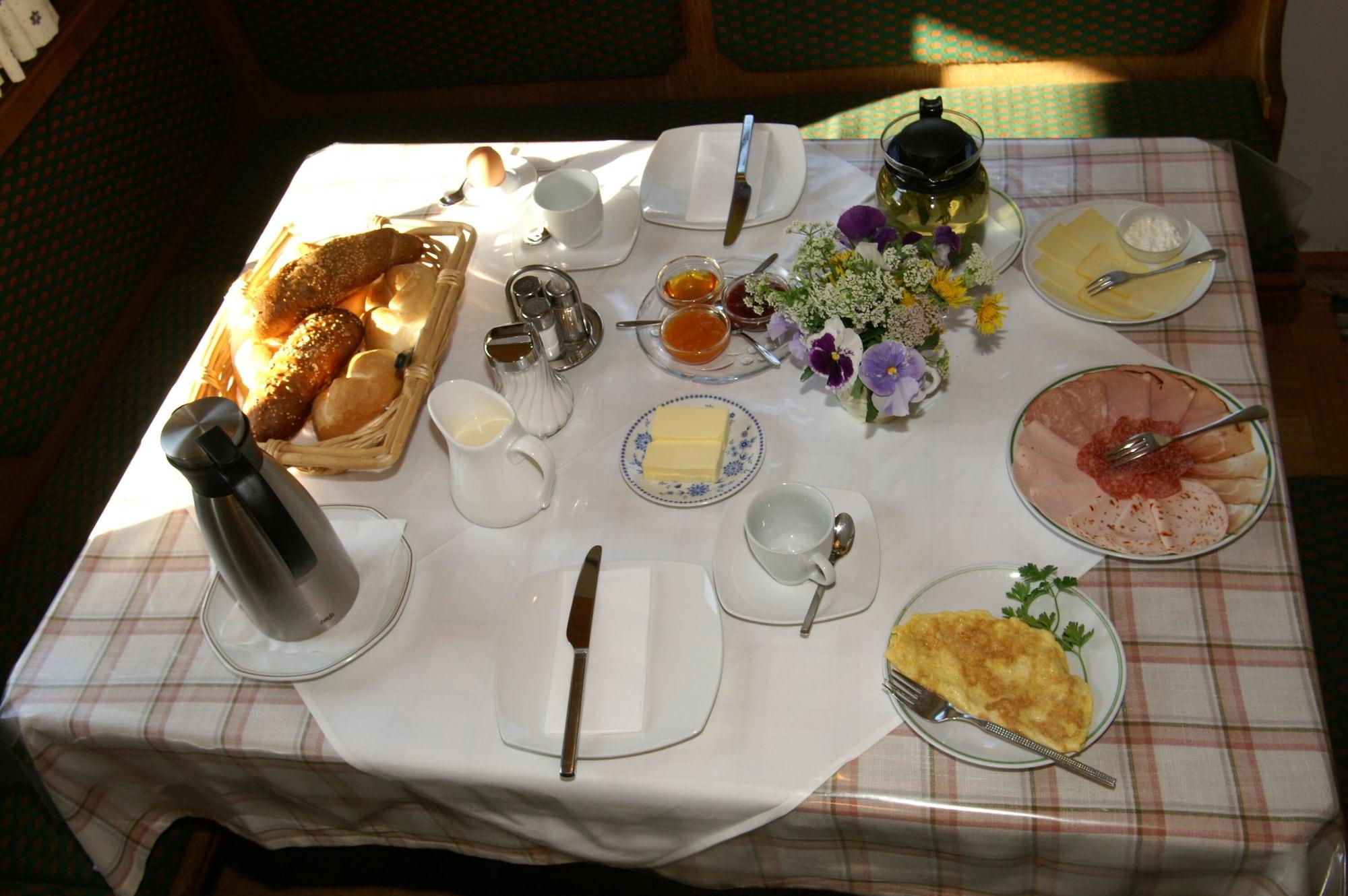 Restaurant Bio-Bauernhof Vordergugg