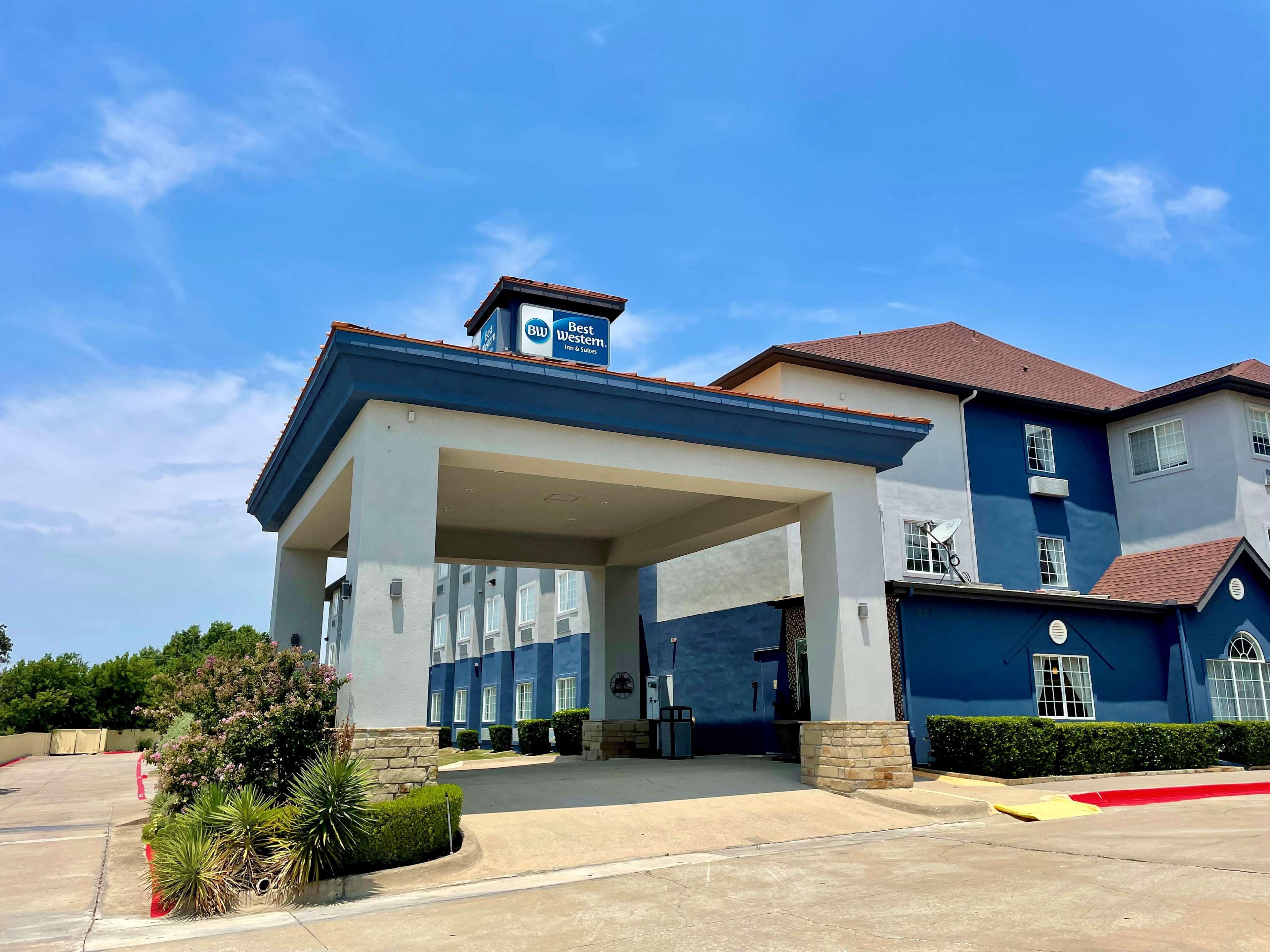 Vista Exterior Best Western Roanoke Inn & Suites