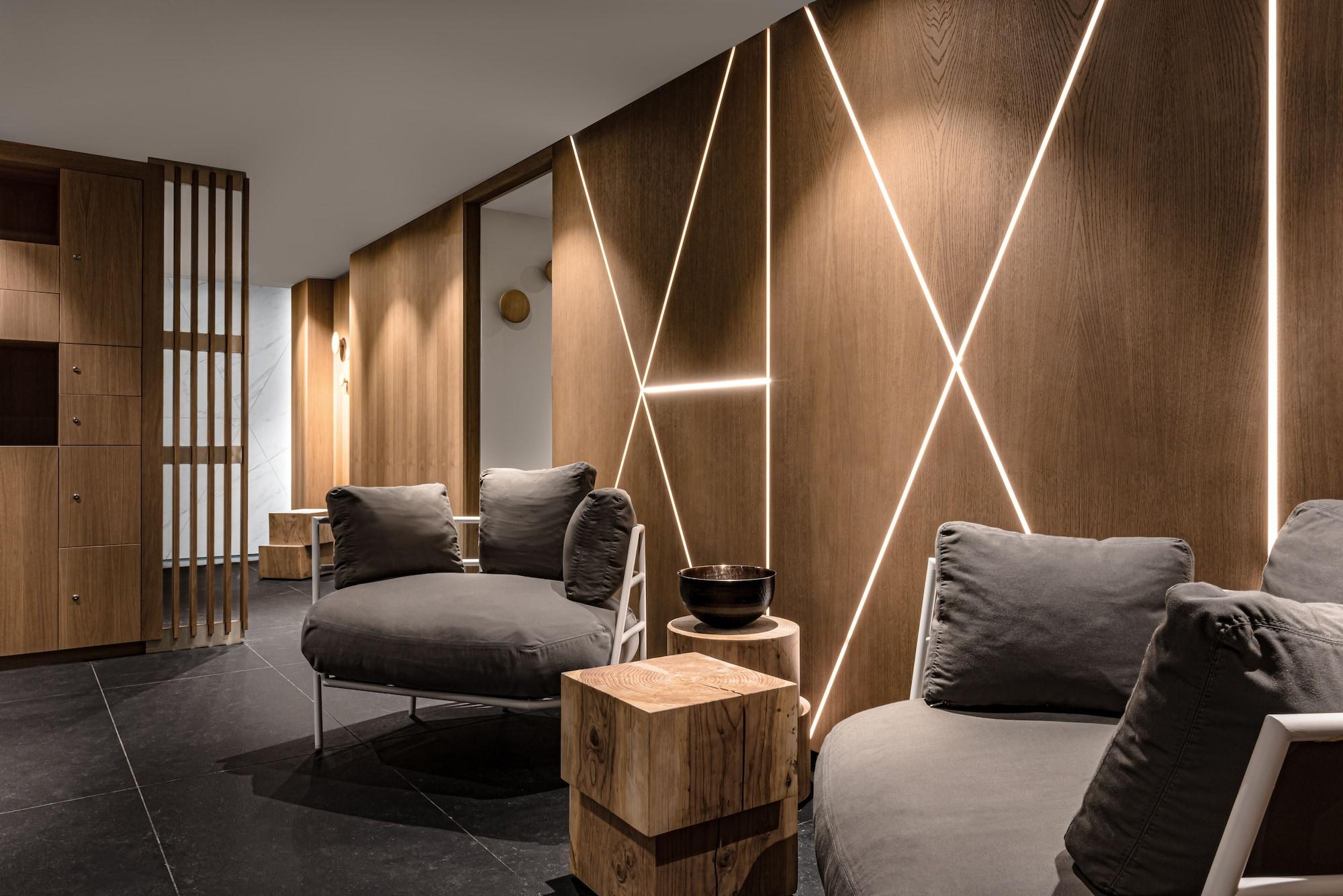 Spa White 1921 Courchevel