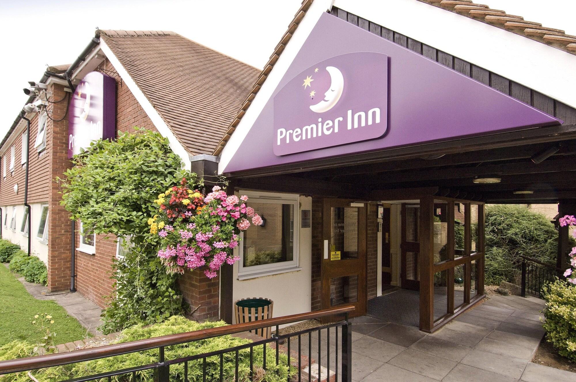 Varios Premier Inn Tring
