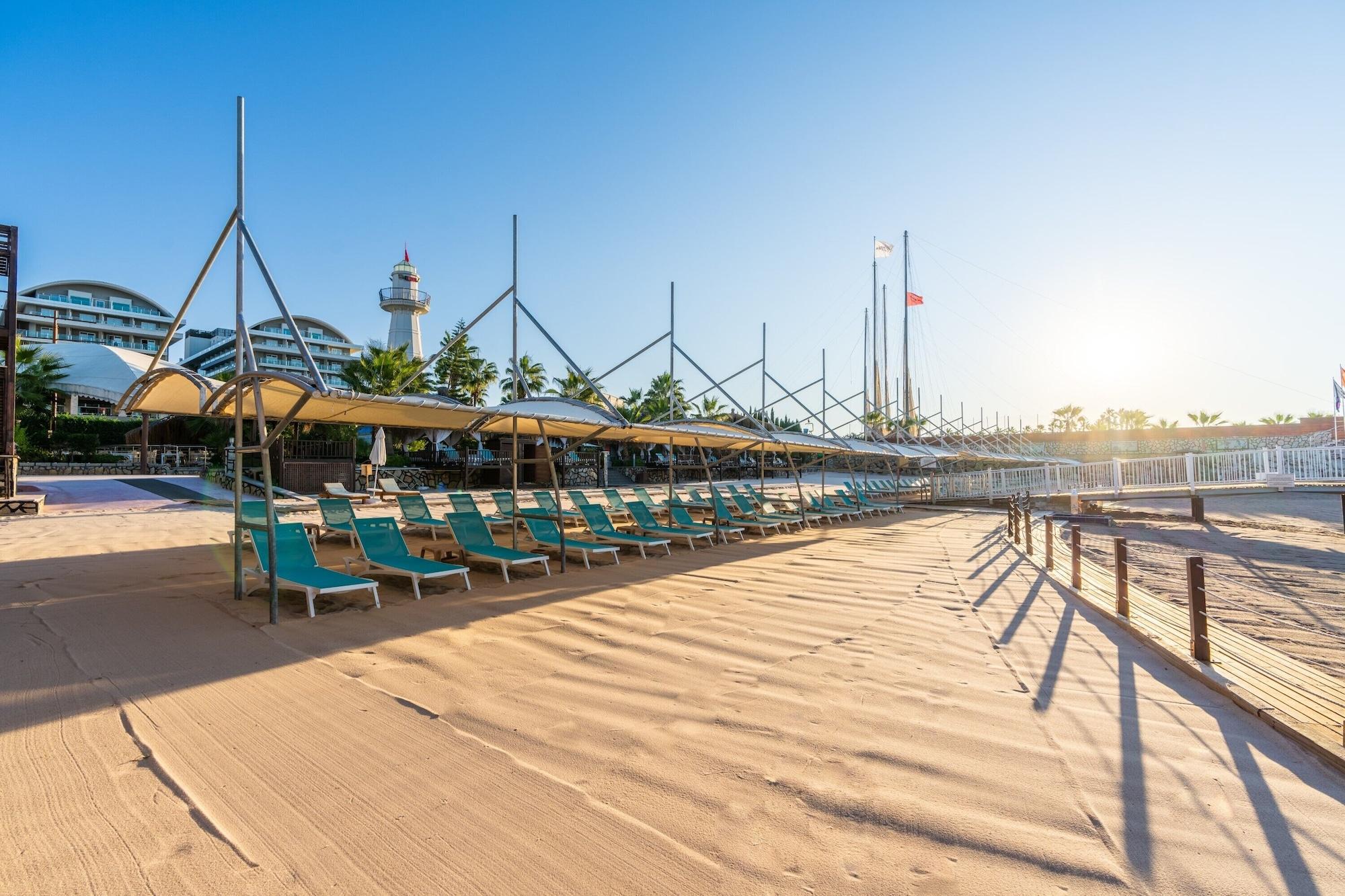 Playa Adenya Hotel & Resort