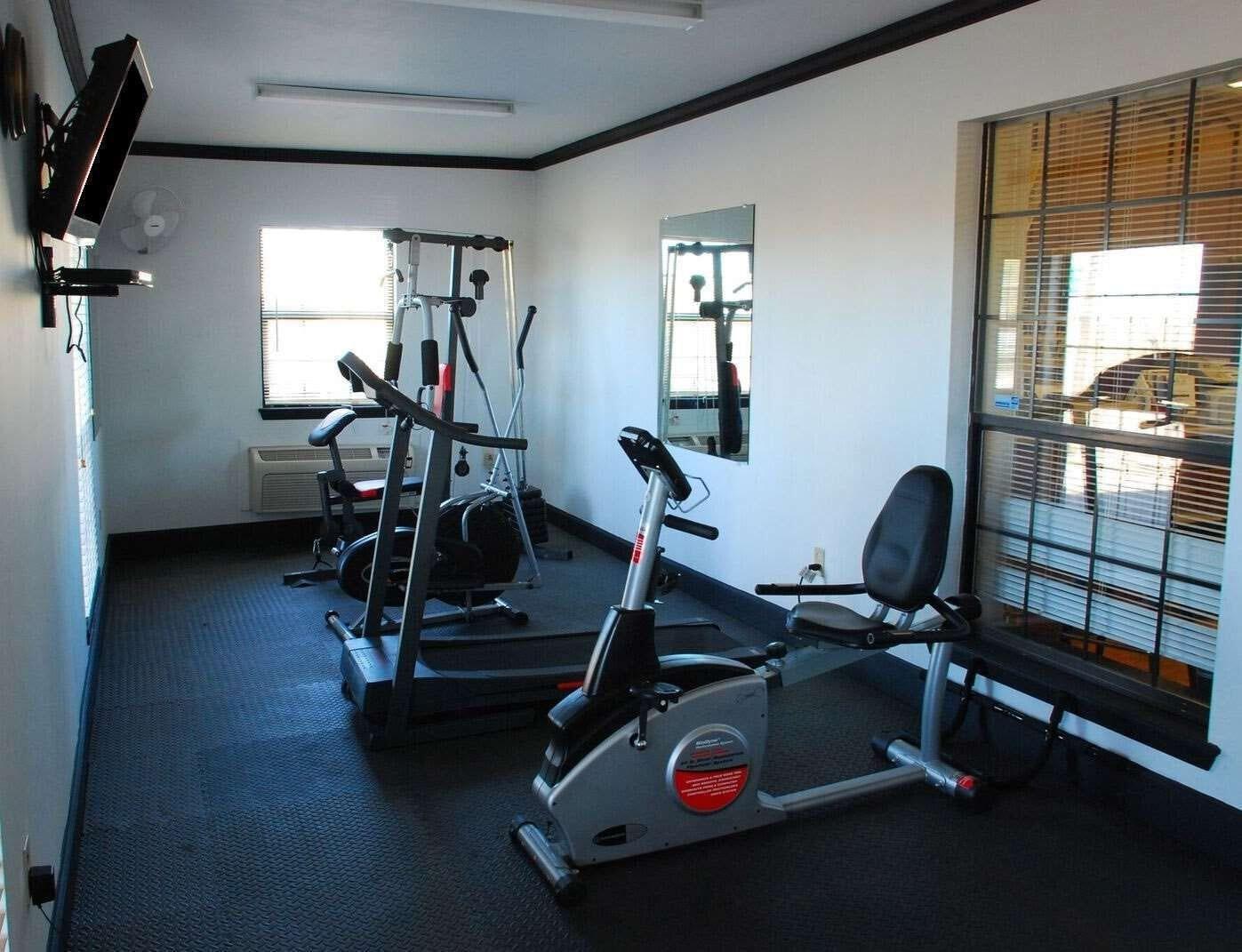 Gimnasio Americas Best Value Inn Midlothian Cedar Hill