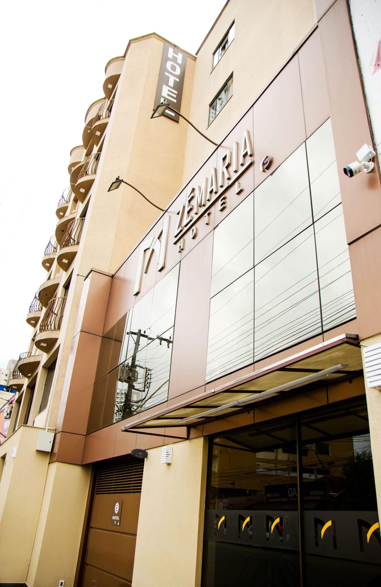 Varios Hotel Ze Maria