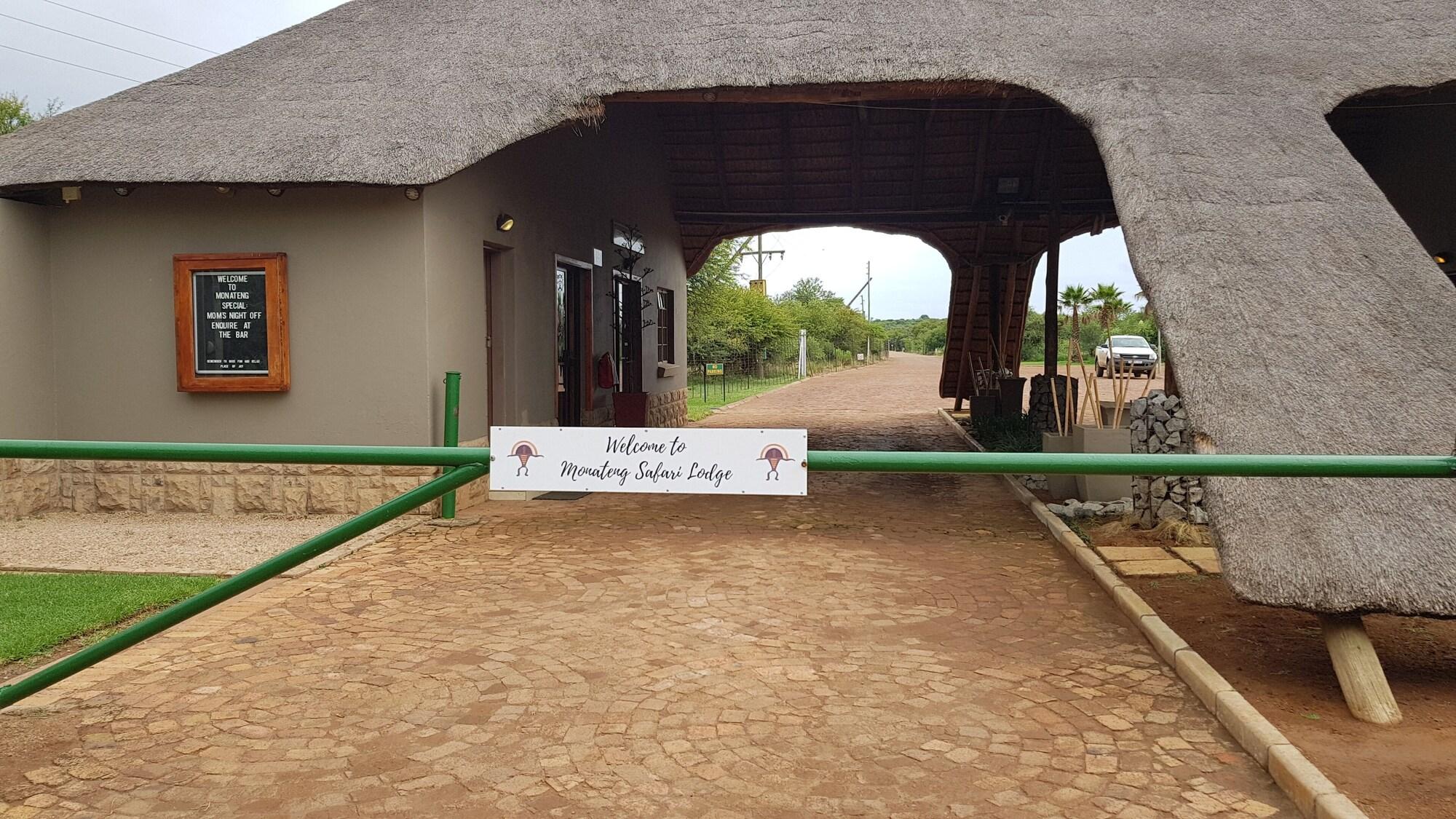 Vista Exterior Monateng Safari Lodge