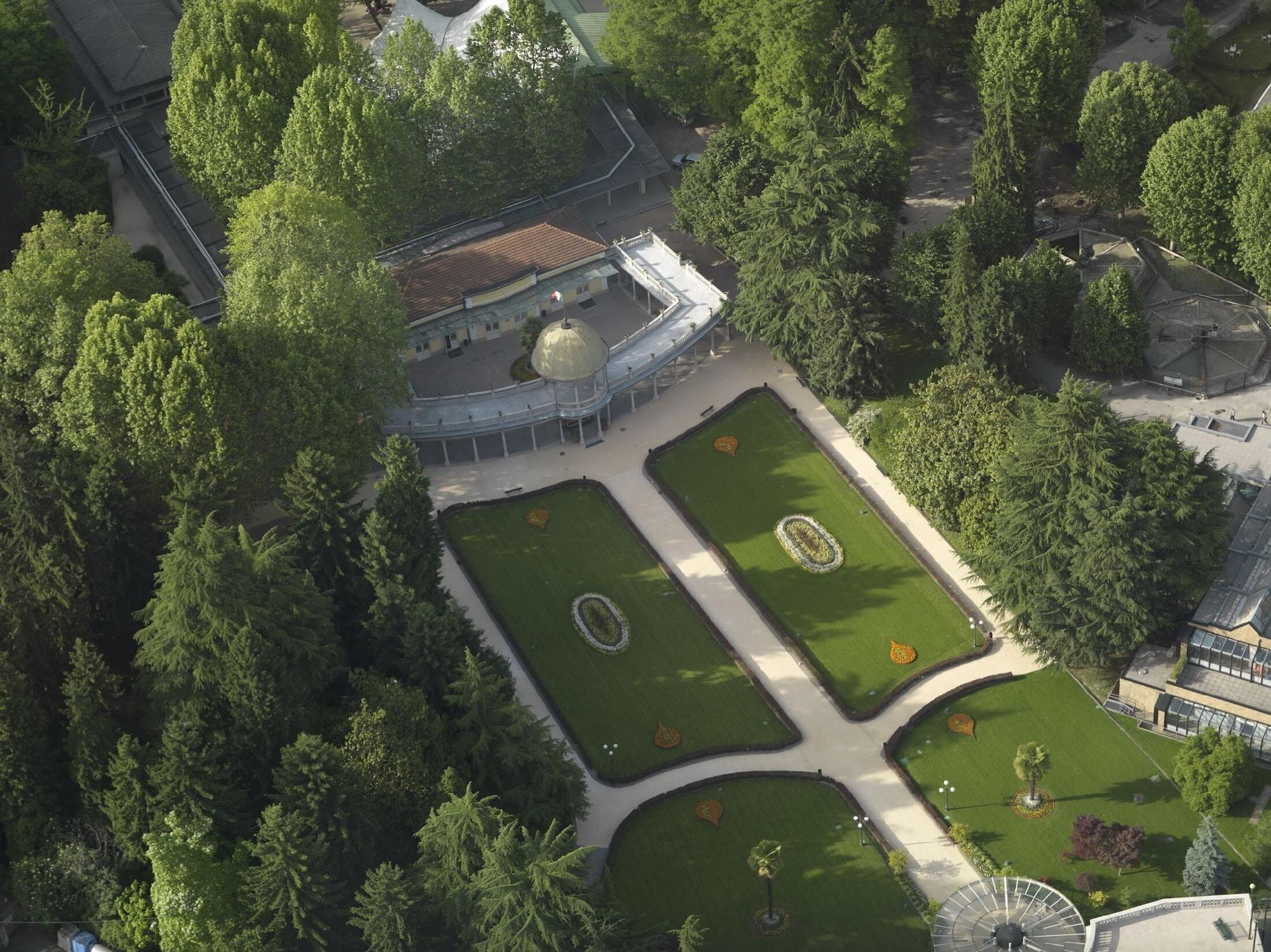 Vista Exterior Rizzi Aquacharme Hotel & Spa