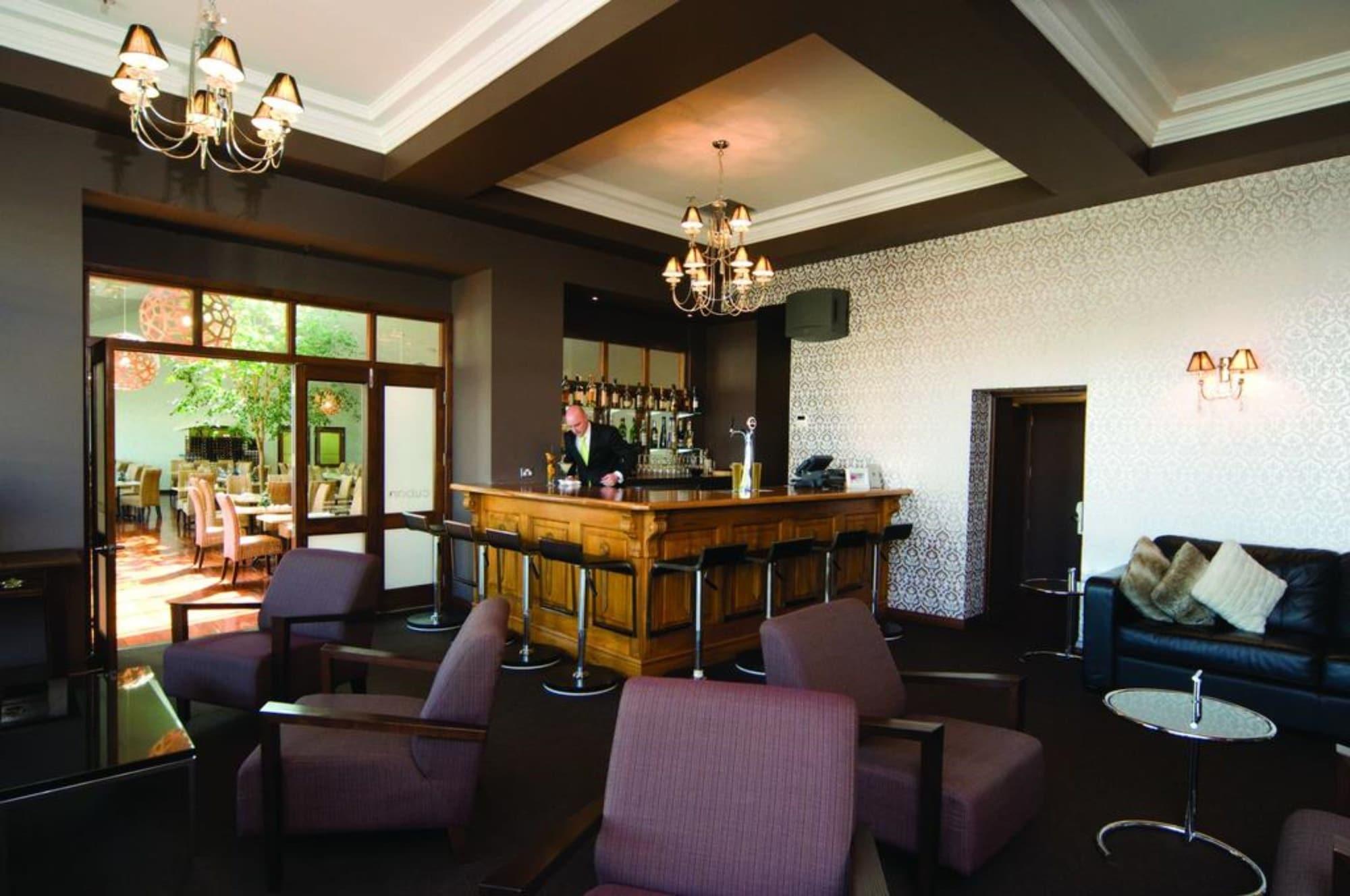 Vista Lobby Distinction Palmerston North Hotel & Conference Centre