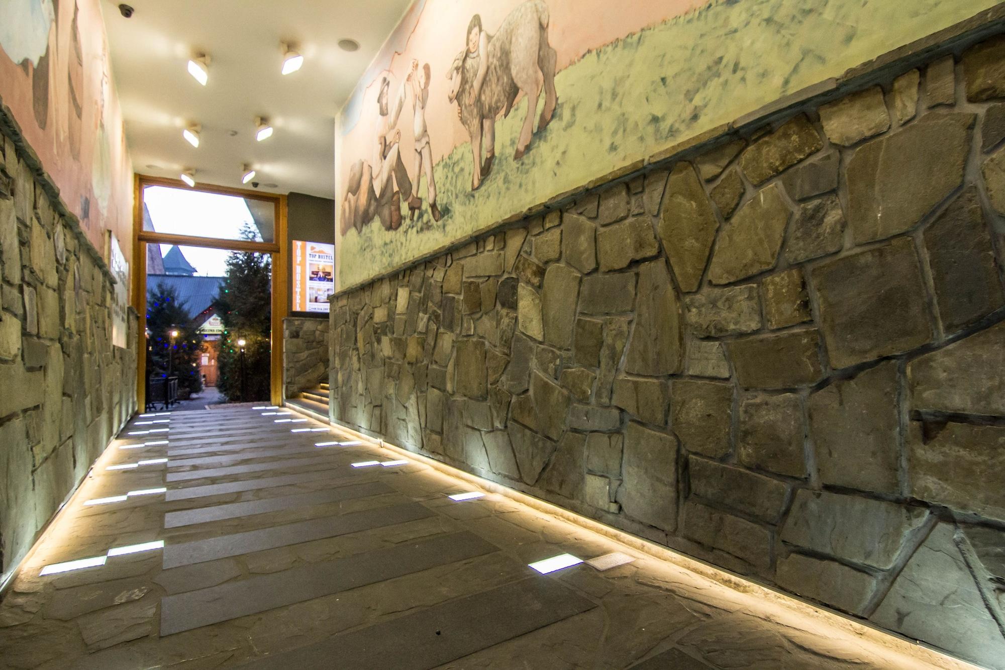 Varios Top Hostel
