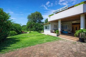 Alojamiento - Hotel Amancay - Pool and Jacuzzi