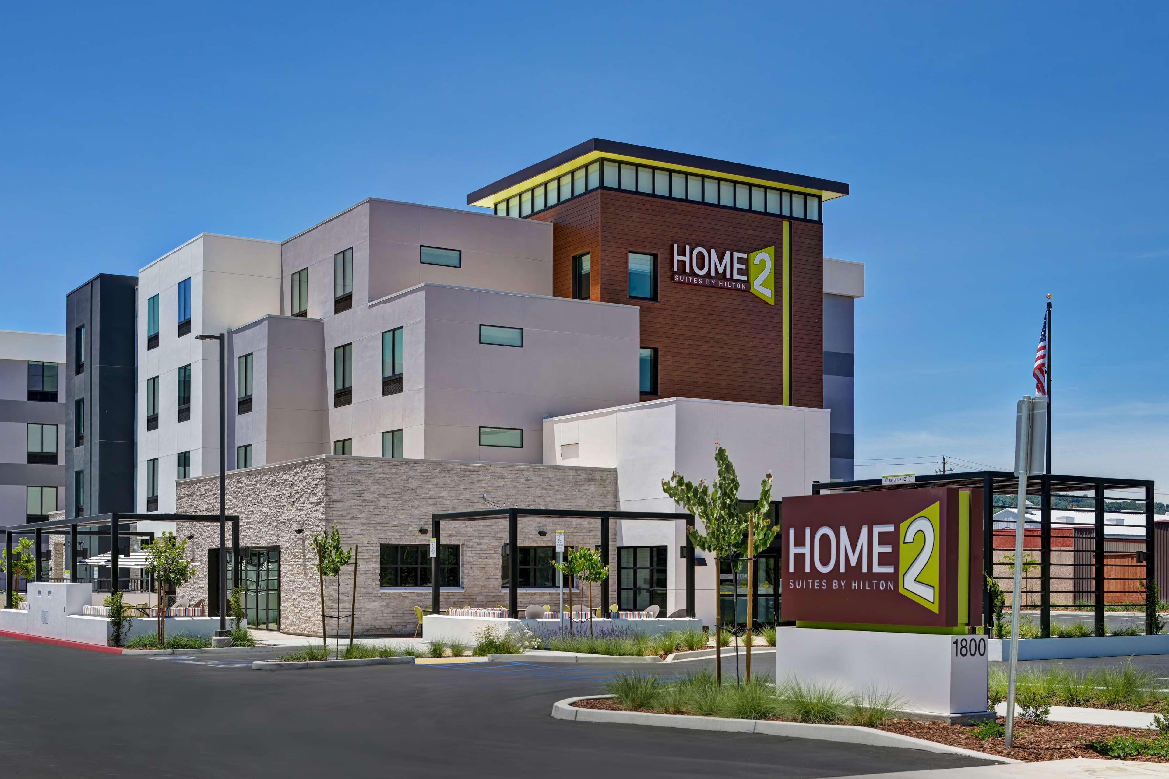Vista Exterior Home2 Suites by Hilton Atascadero, CA