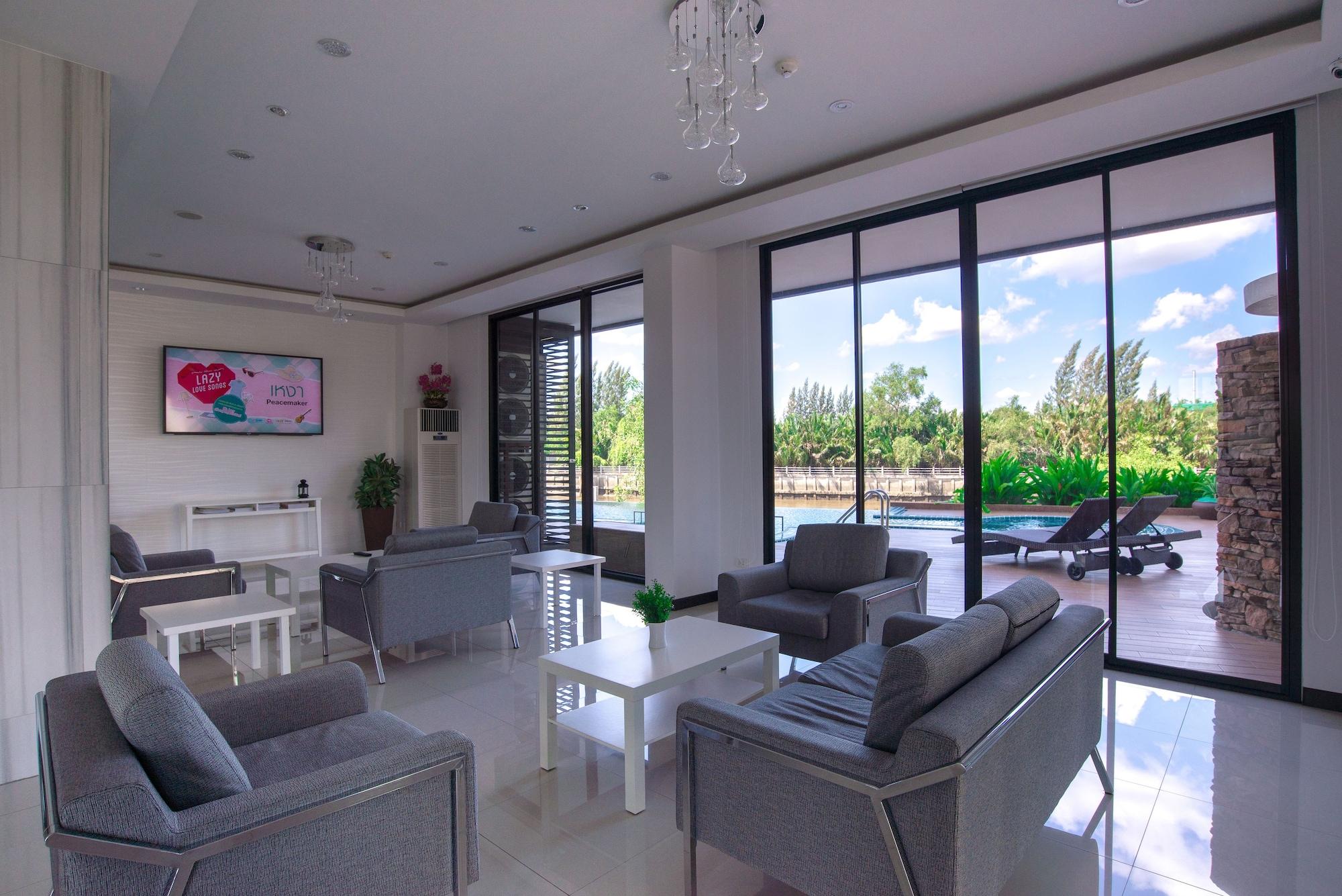 Vista Lobby Coco View Hotel