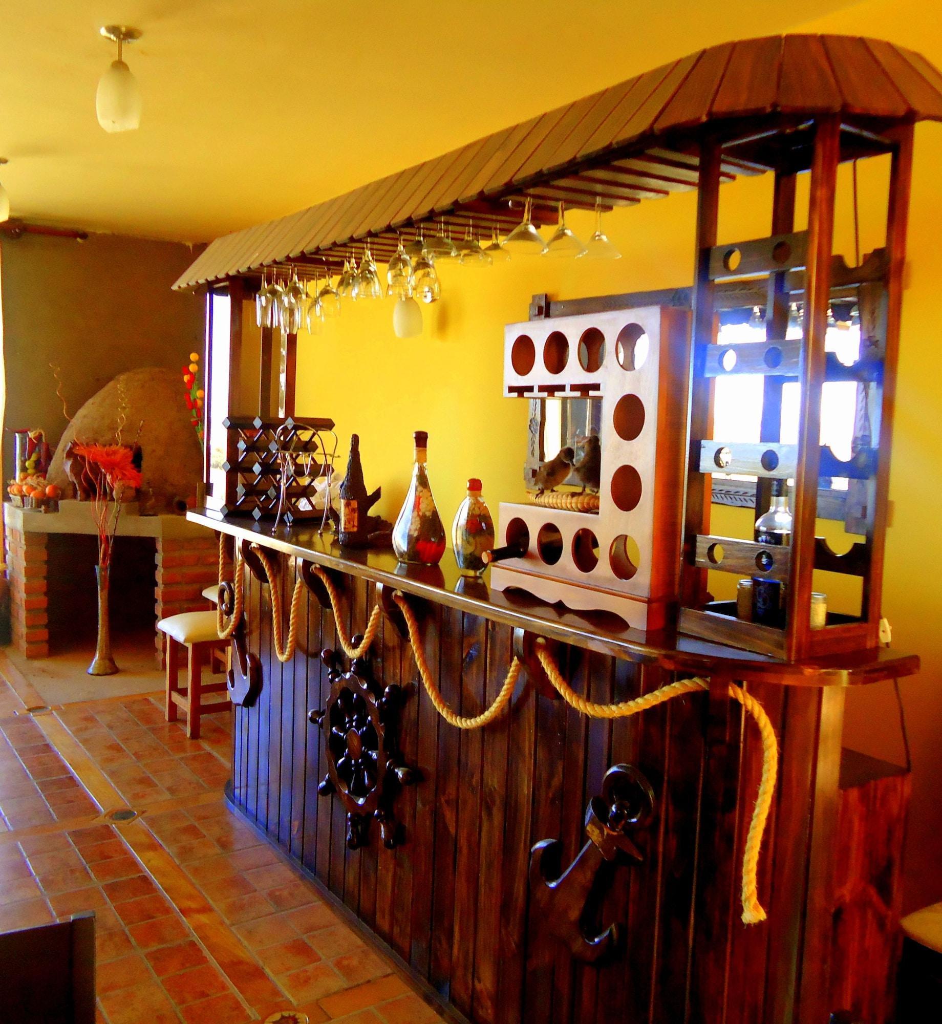 Bar/Salón Pumakala Hotel
