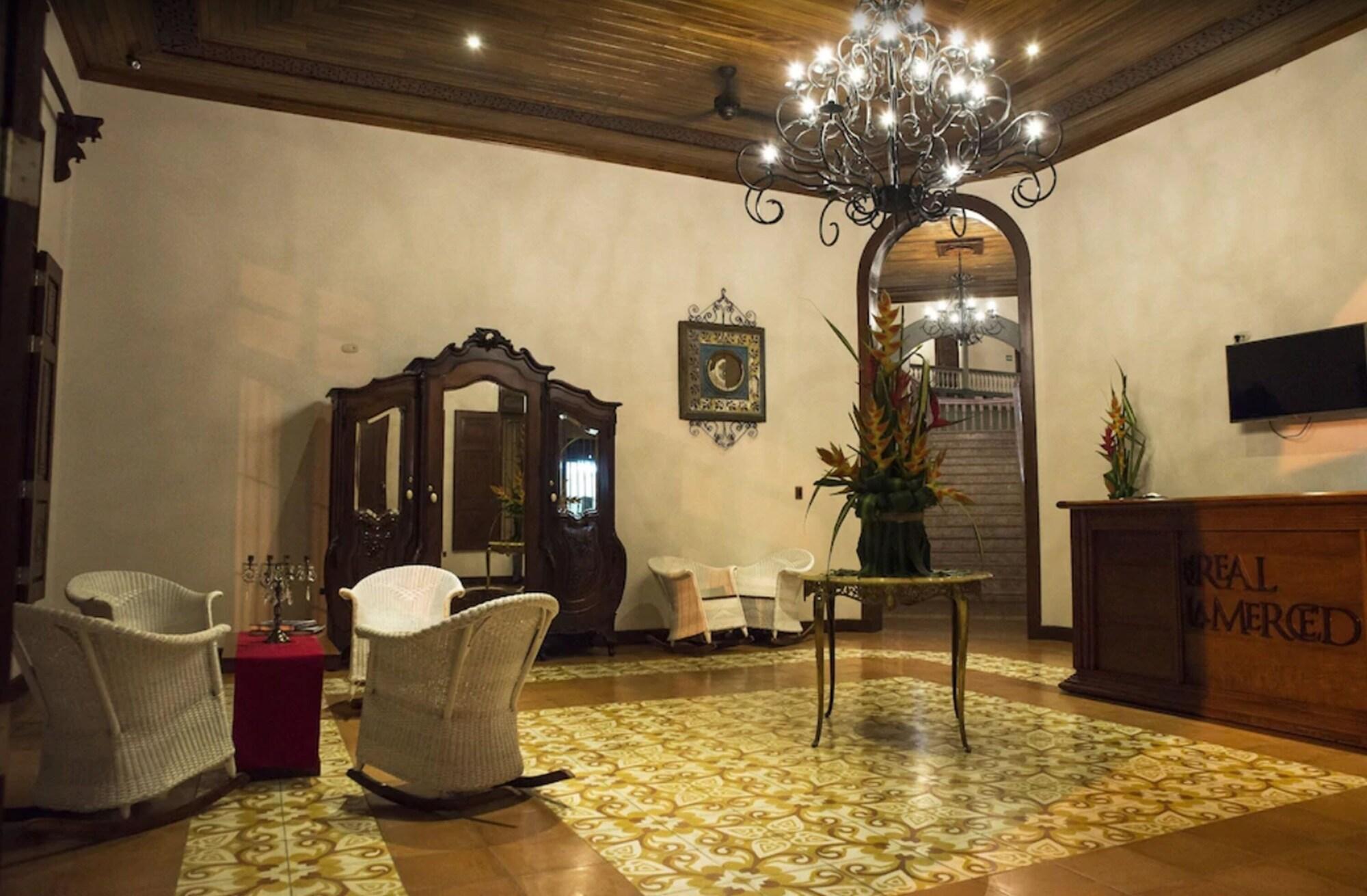 Vista Lobby Hotel Real La Merced
