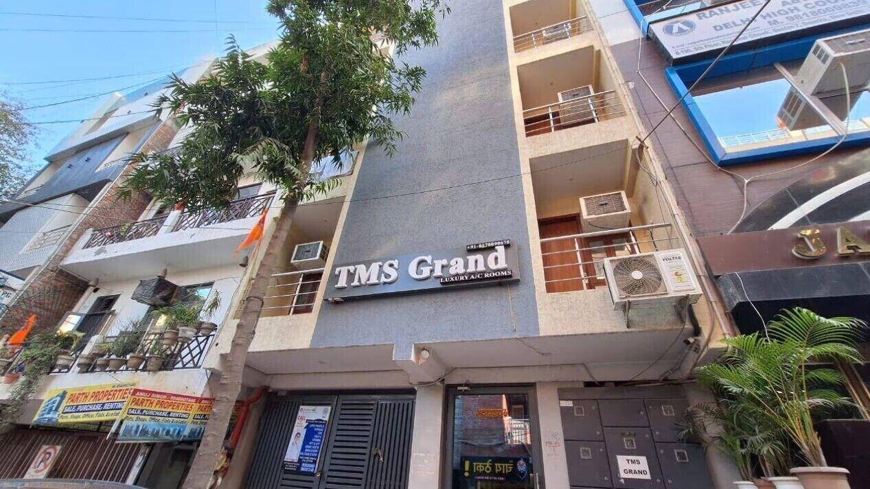 Variados (as) Hotel TMS Grand