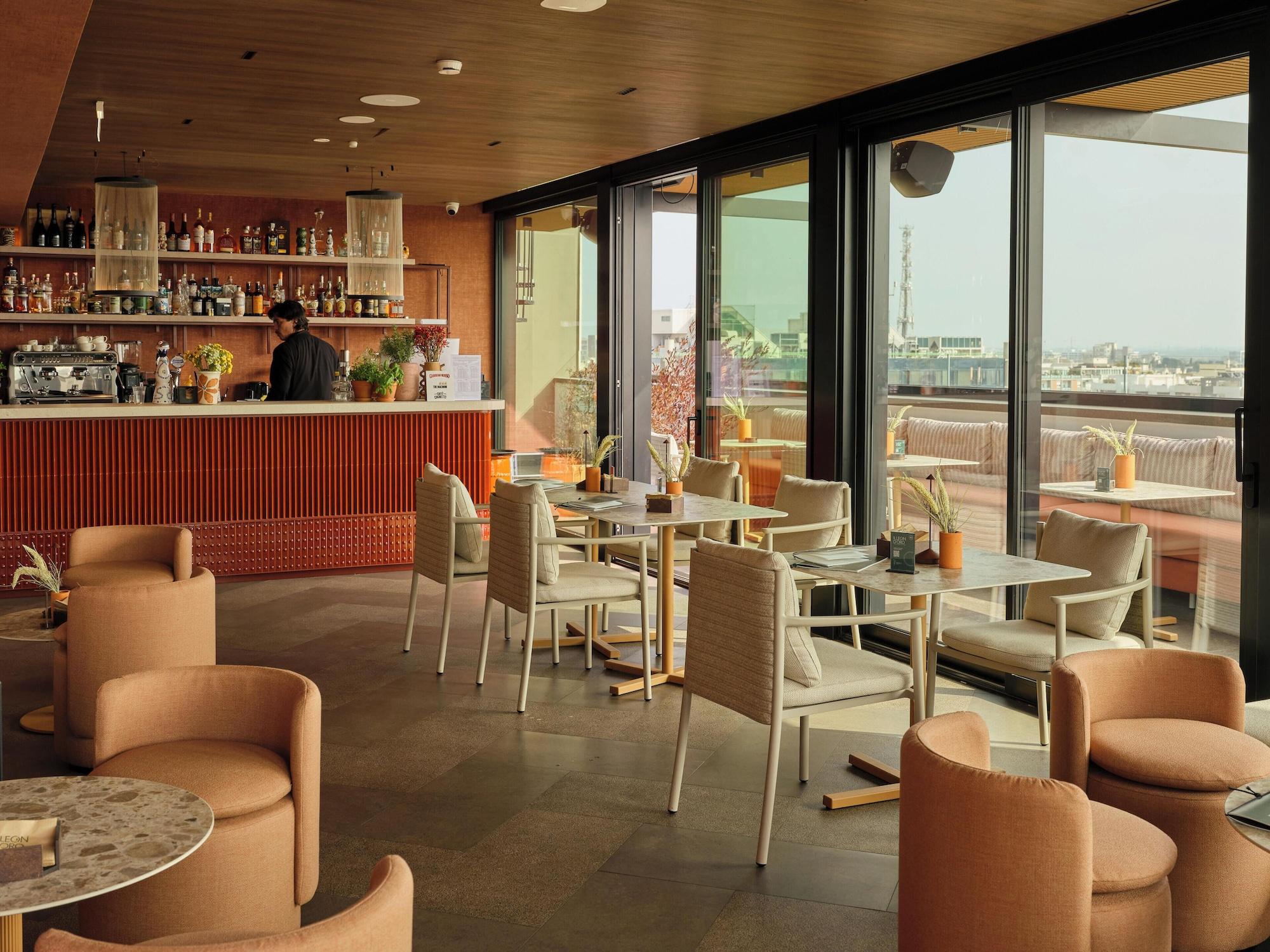 Bar/Salón IL LEON D'ORO HOTEL BARI – BY FARACE HOTELS