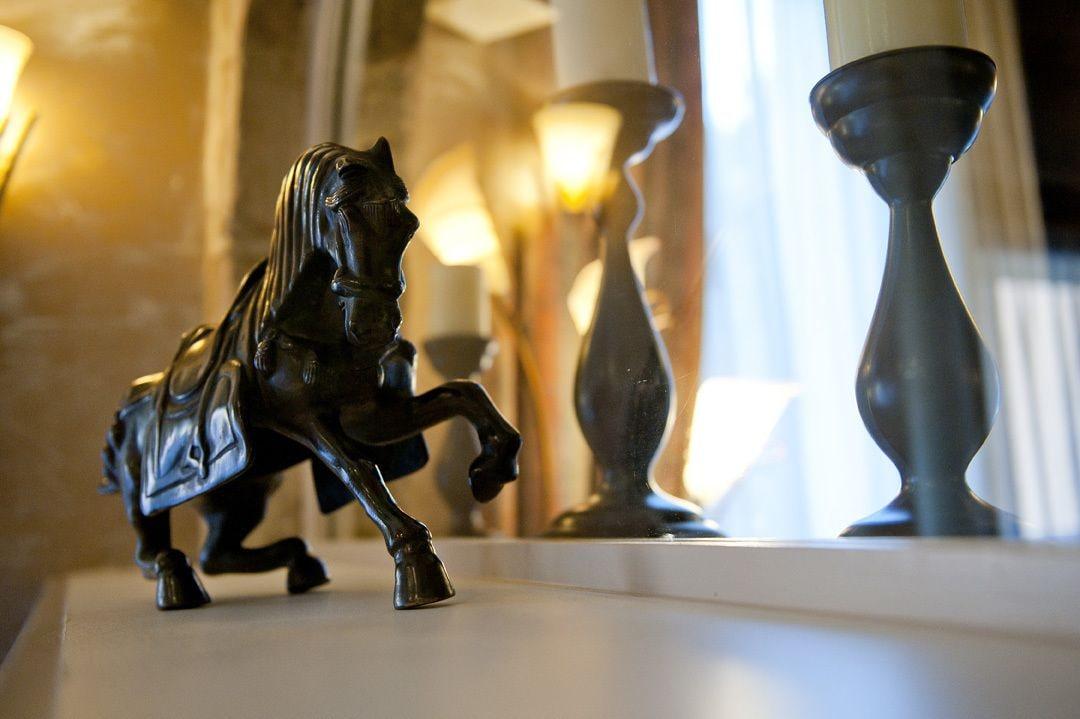 Vista Exterior Hôtel restaurant Le Cheval Rouge