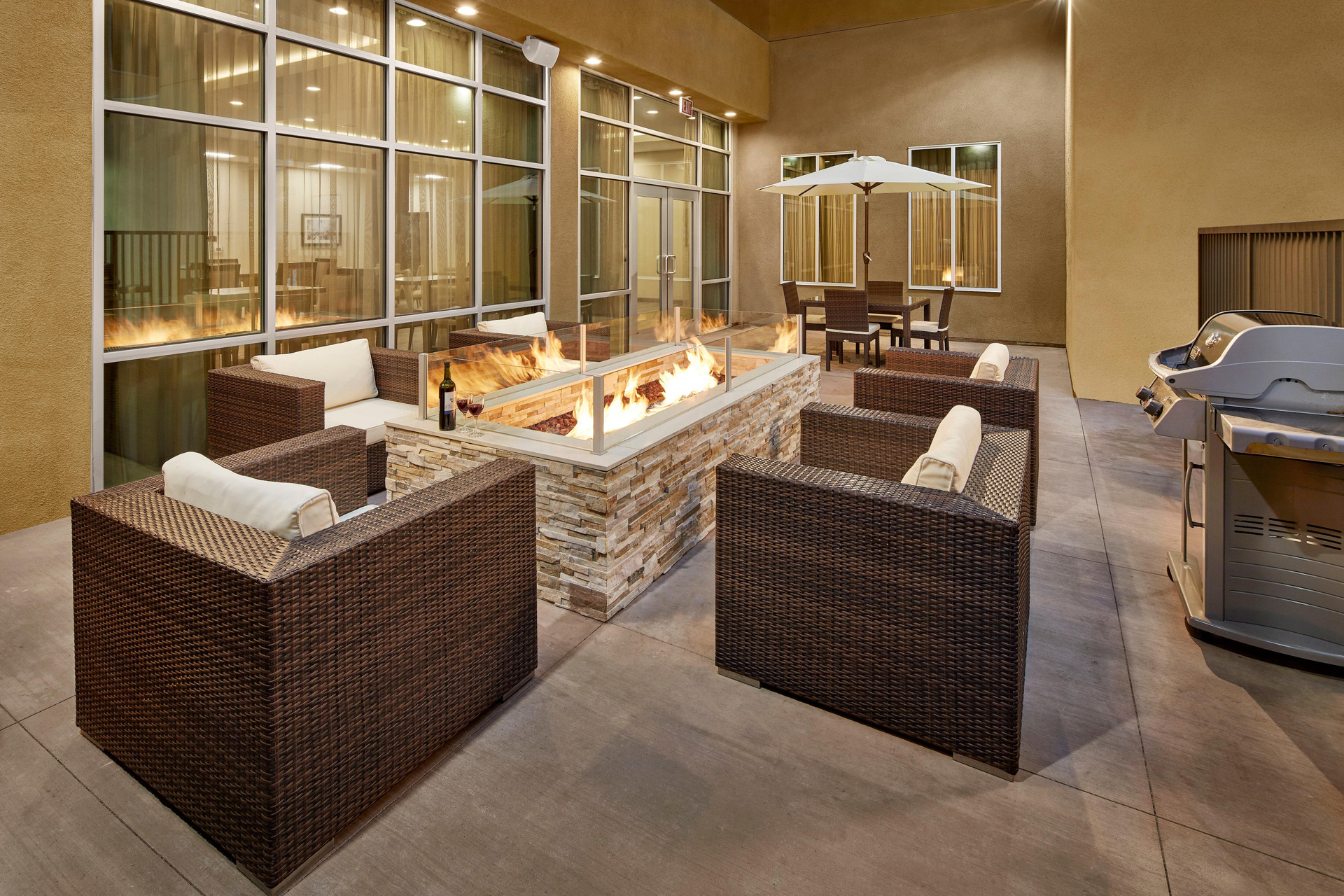 Vista Lobby Staybridge Suites Anaheim At The Park by IHG