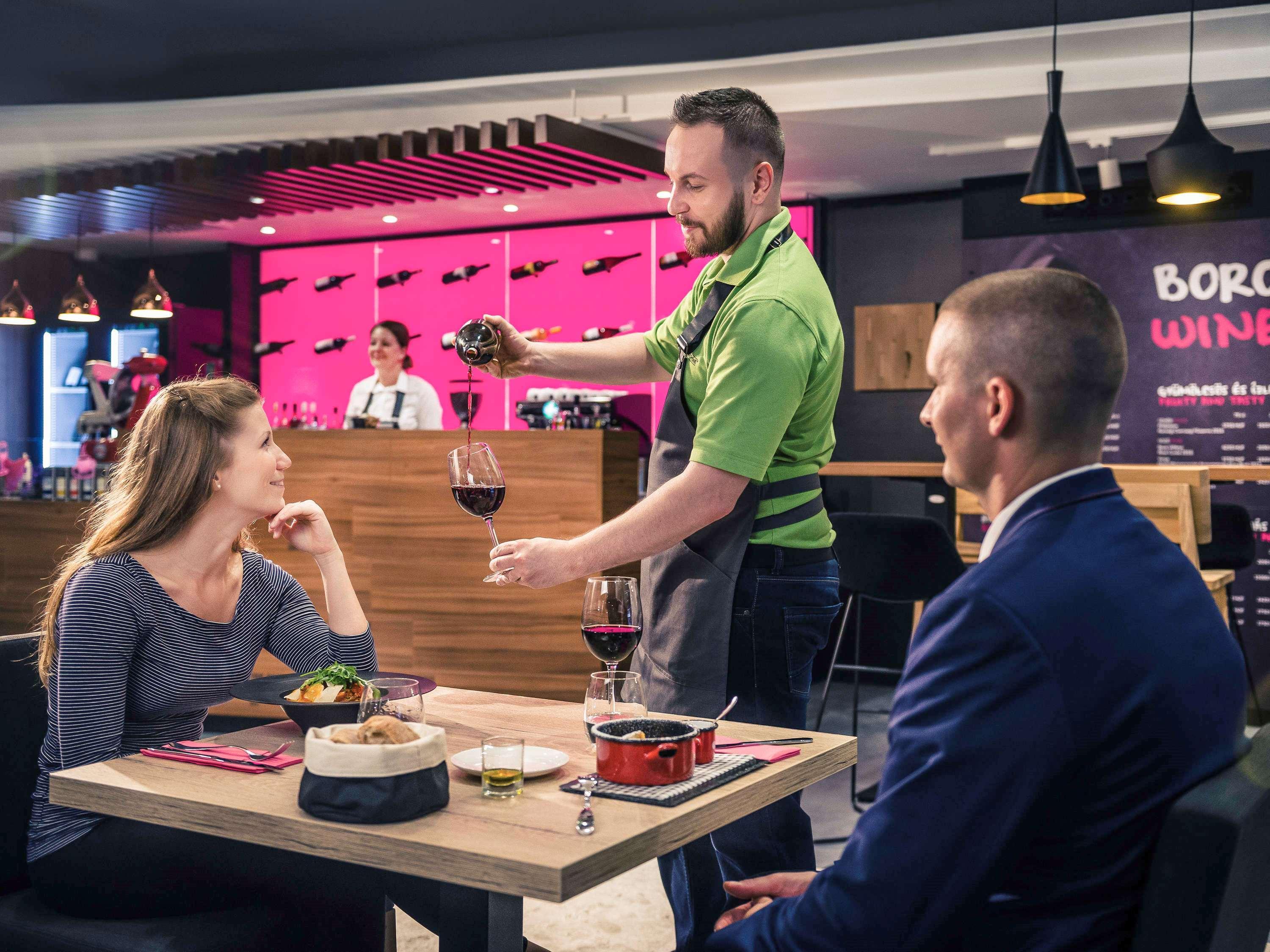 Bar/Salón Mercure Budapest City Center Hotel