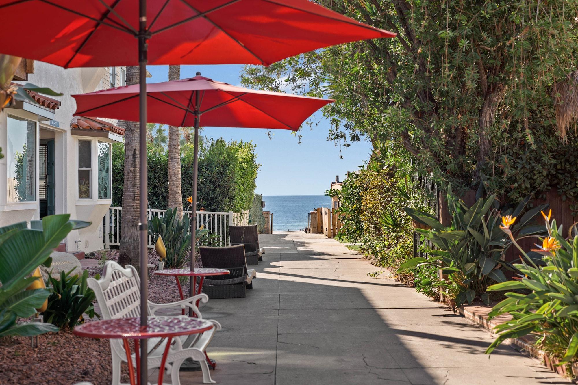 Playa Sea Blue Hotel