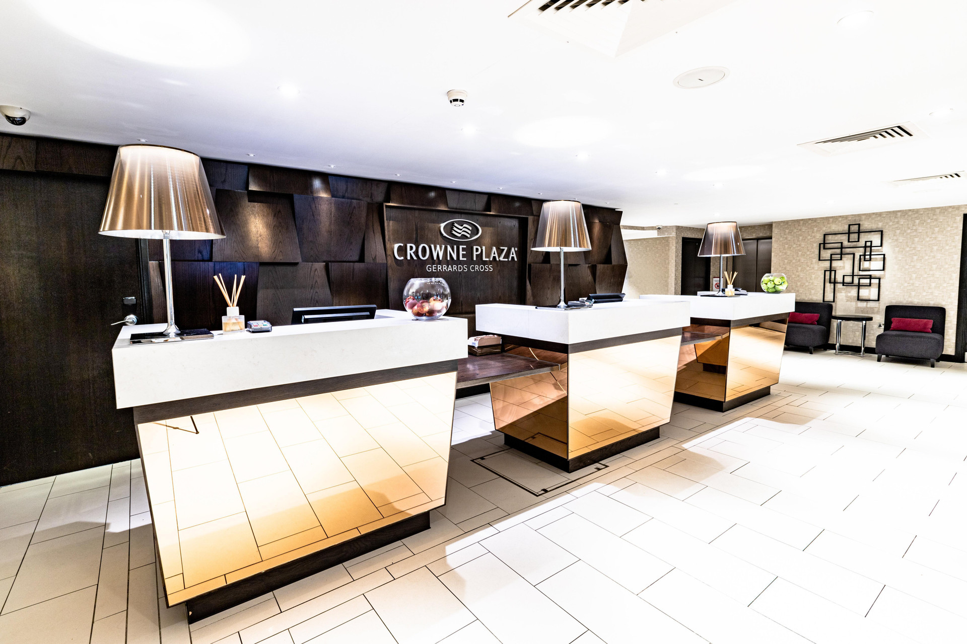 Vista Lobby Crowne Plaza Gerrards Cross