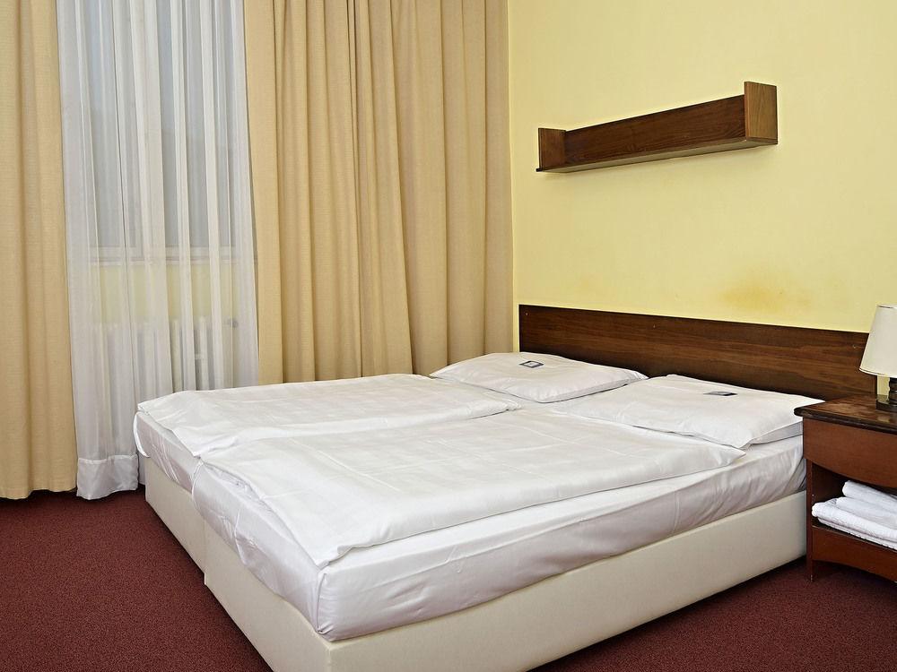 Habitación EA Hotel Jasmín